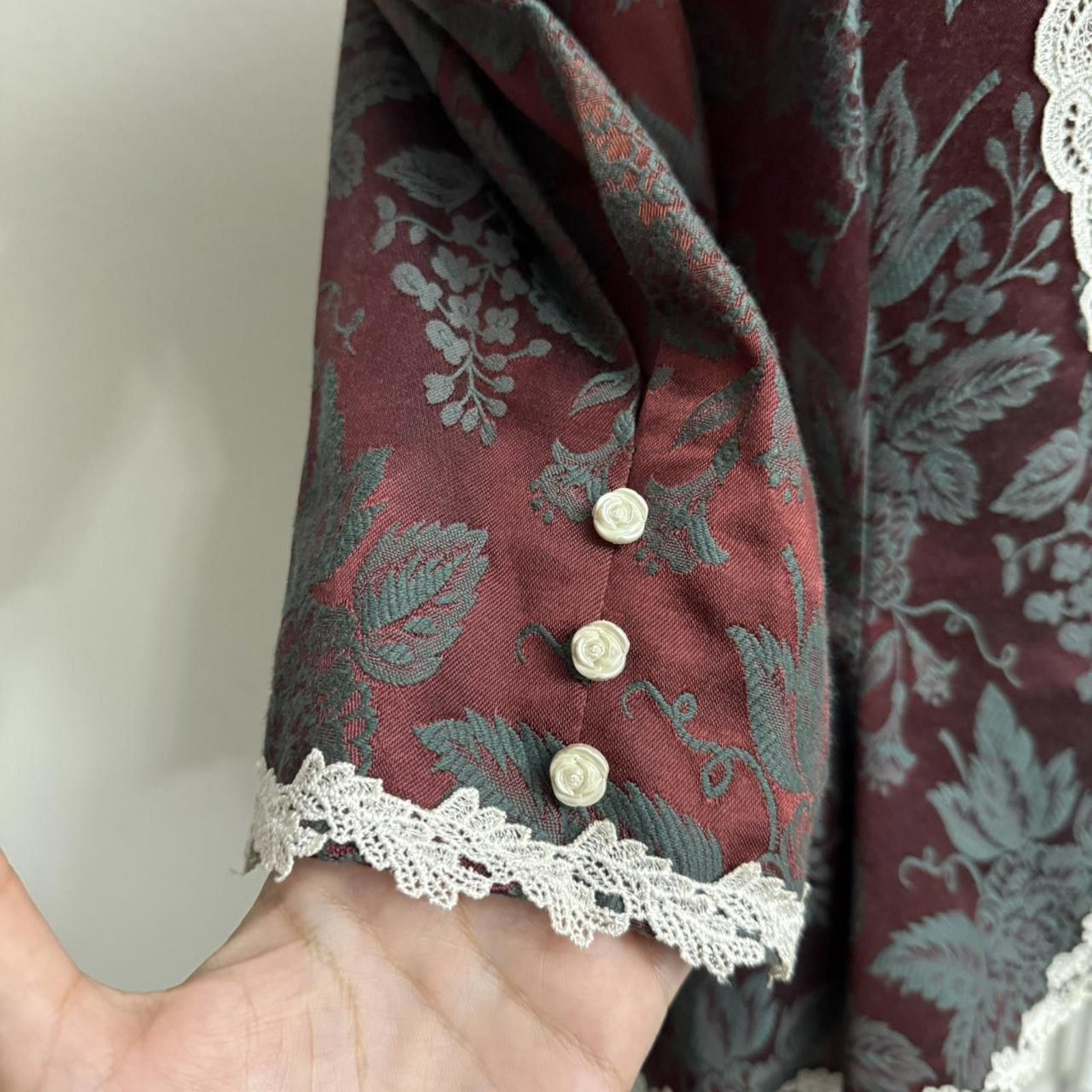 Designer Vintage Victorian Lace Floral Gothic Top Small Size S / US 4 / IT 40 - 8 Thumbnail
