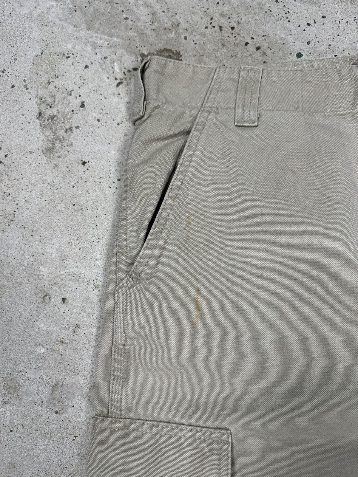 Levi's Vintage 1998 Levi’s 676 Baggy Beige Cargo Pants Loose Fit Size US 34 / EU 50 - 9 Thumbnail
