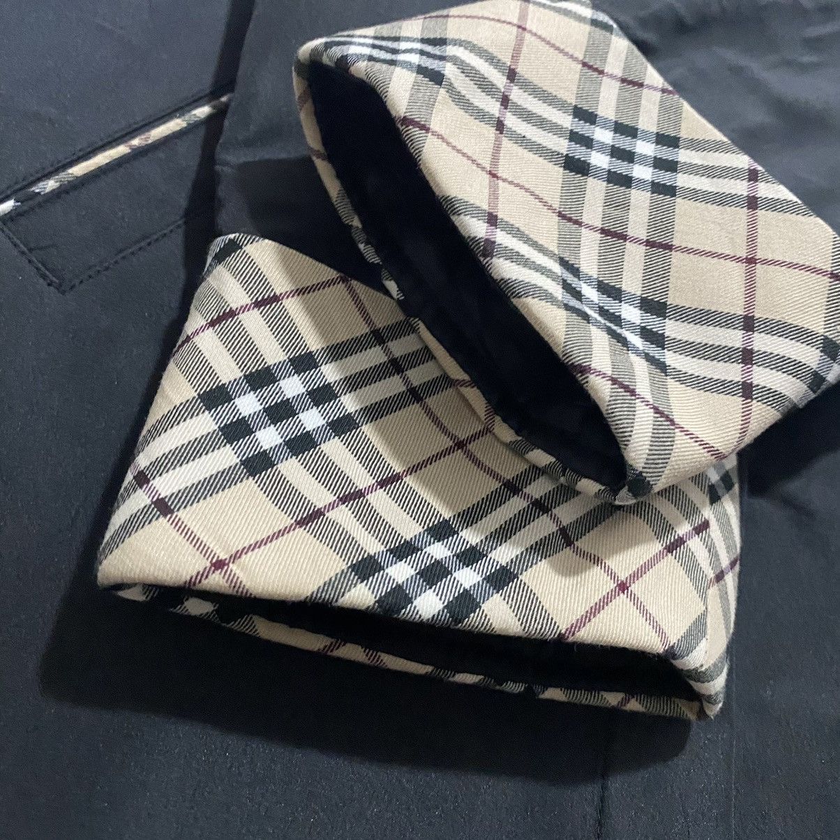 Burberry BURBERRYS’ NOVACHEK SLIM FIT LIGHT RAIN JACKET COAT Size US S / EU 44-46 / 1 - 10 Thumbnail