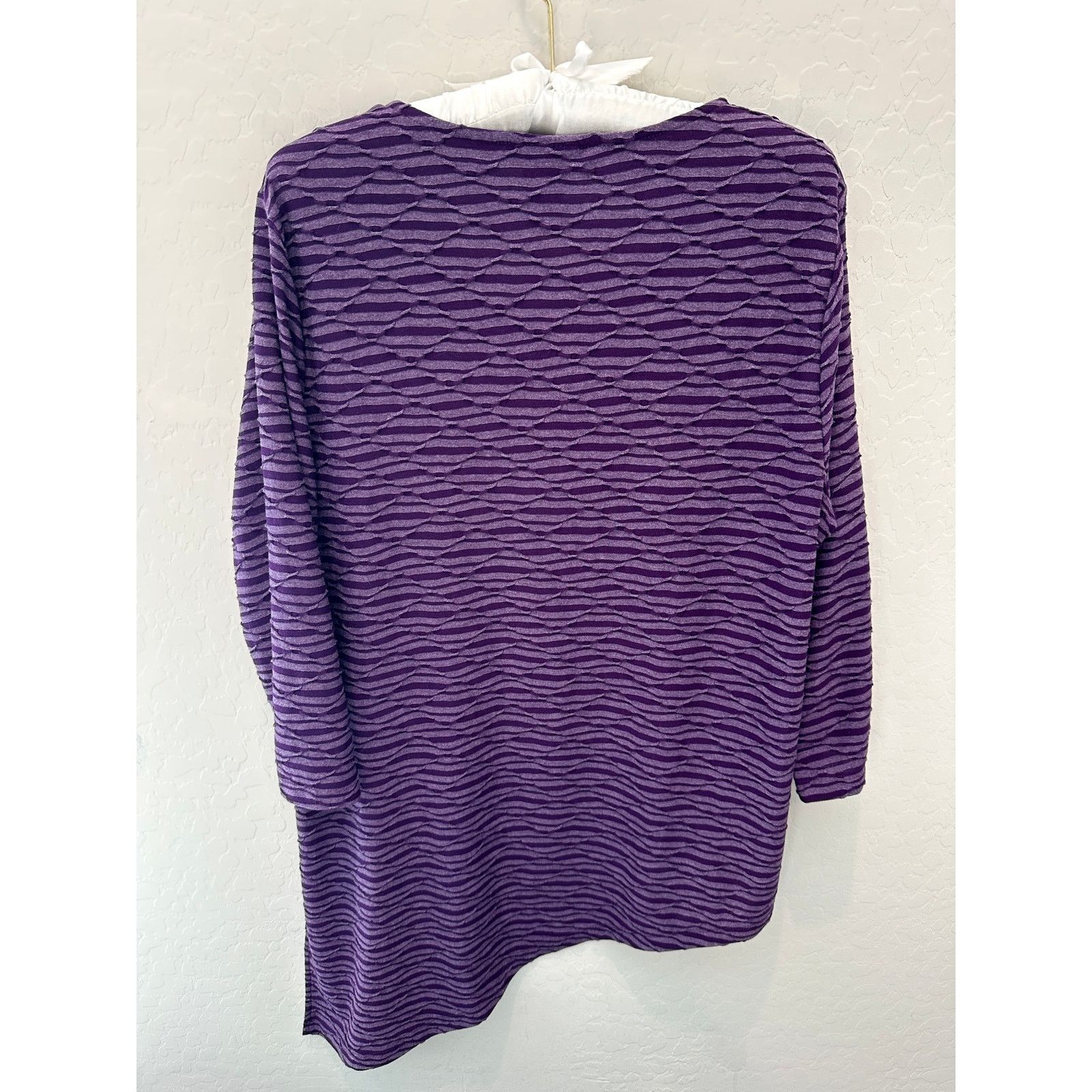 Chicos CHICOS Purple Knit Textured 3/4 Sleeve Asymmetric Tunic Top Size L / US 10 / IT 46 - 5 Thumbnail