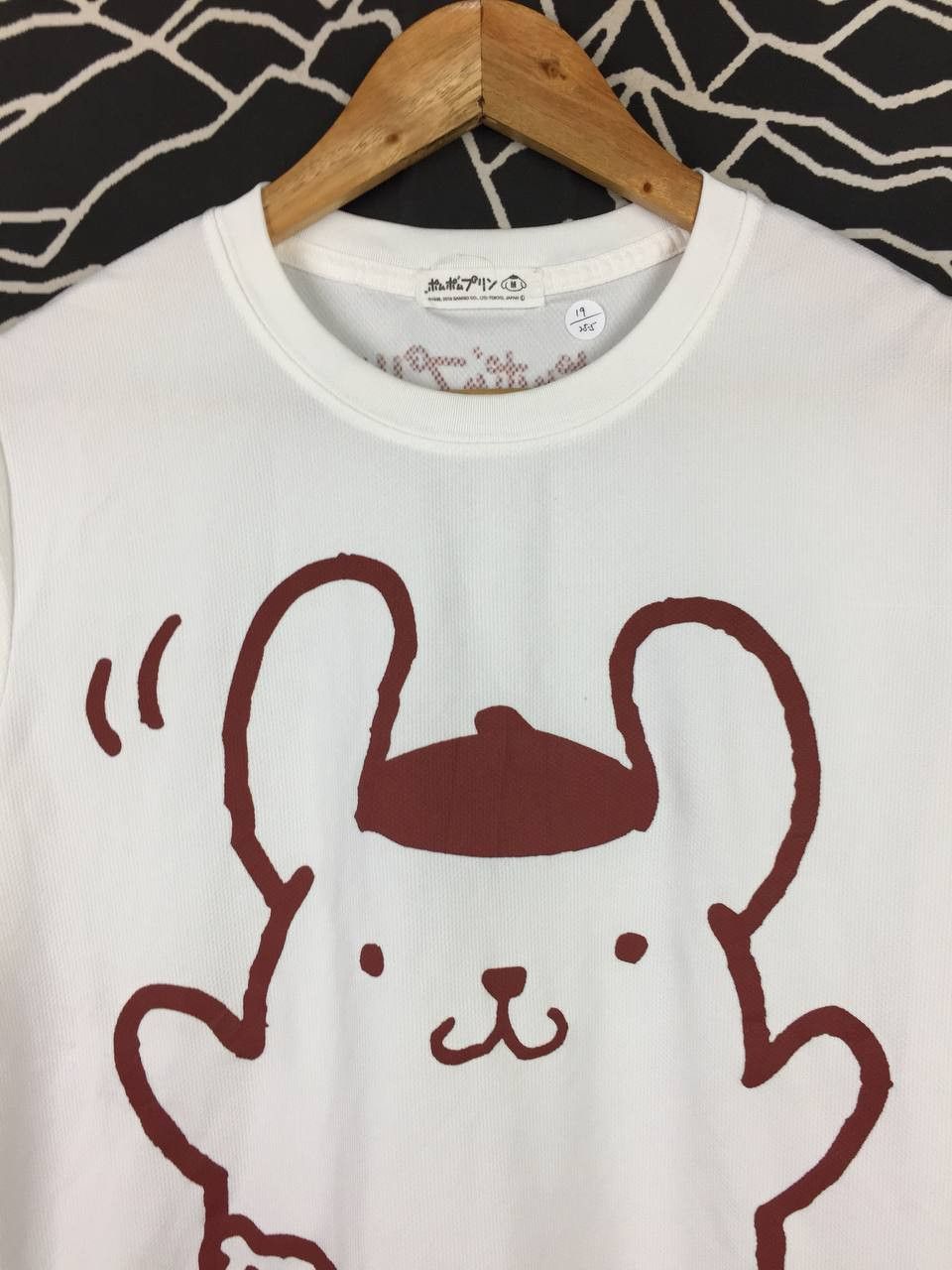 Japanese Brand Sanrio 2019 Pompompurin x Muffin Official Character Tee Size US M / EU 48-50 / 2 - 3 Thumbnail
