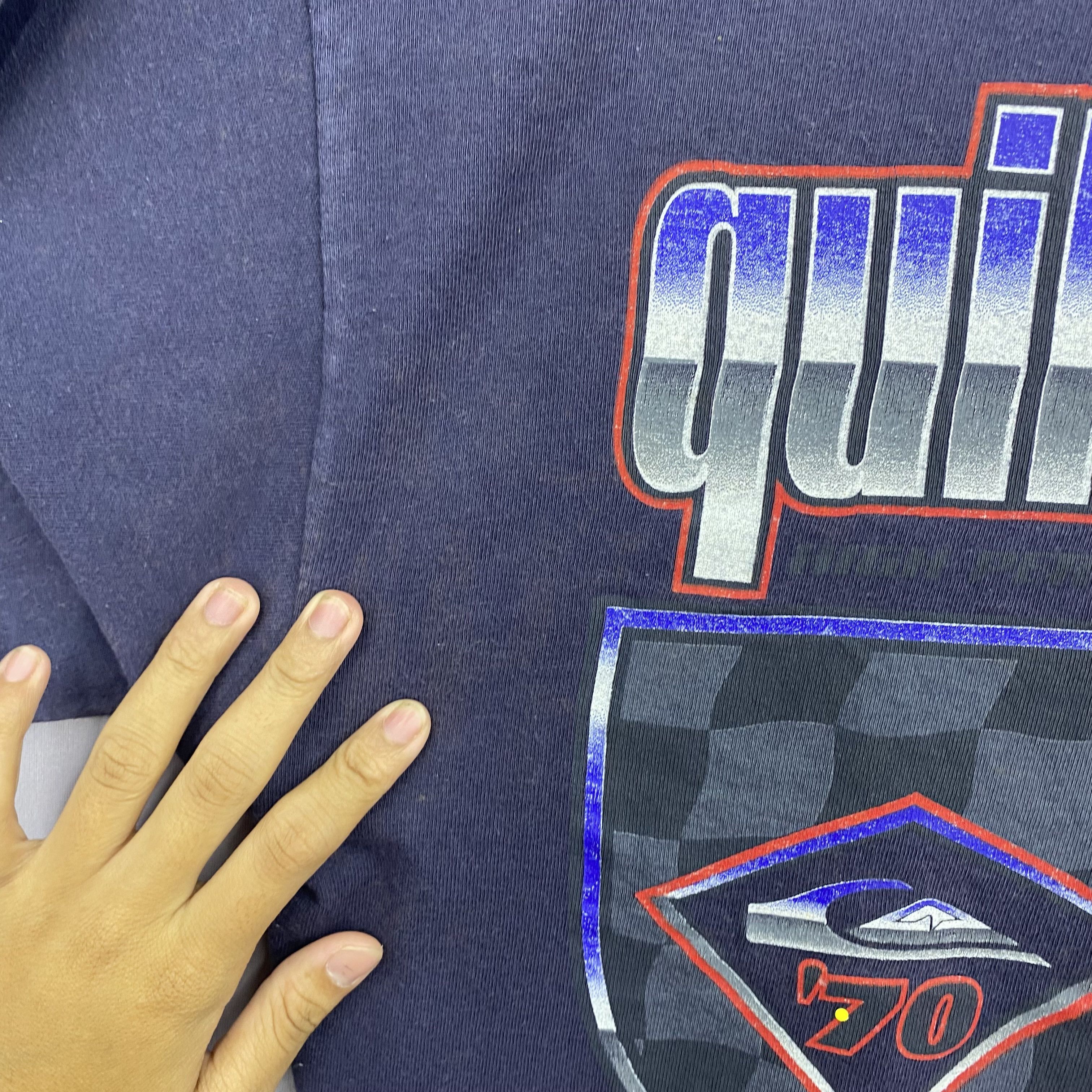 Quiksilver Vintage 90s Quiksilver Tshirt Surfwear Snowboarding Skater Size US M / EU 48-50 / 2 - 9 Thumbnail