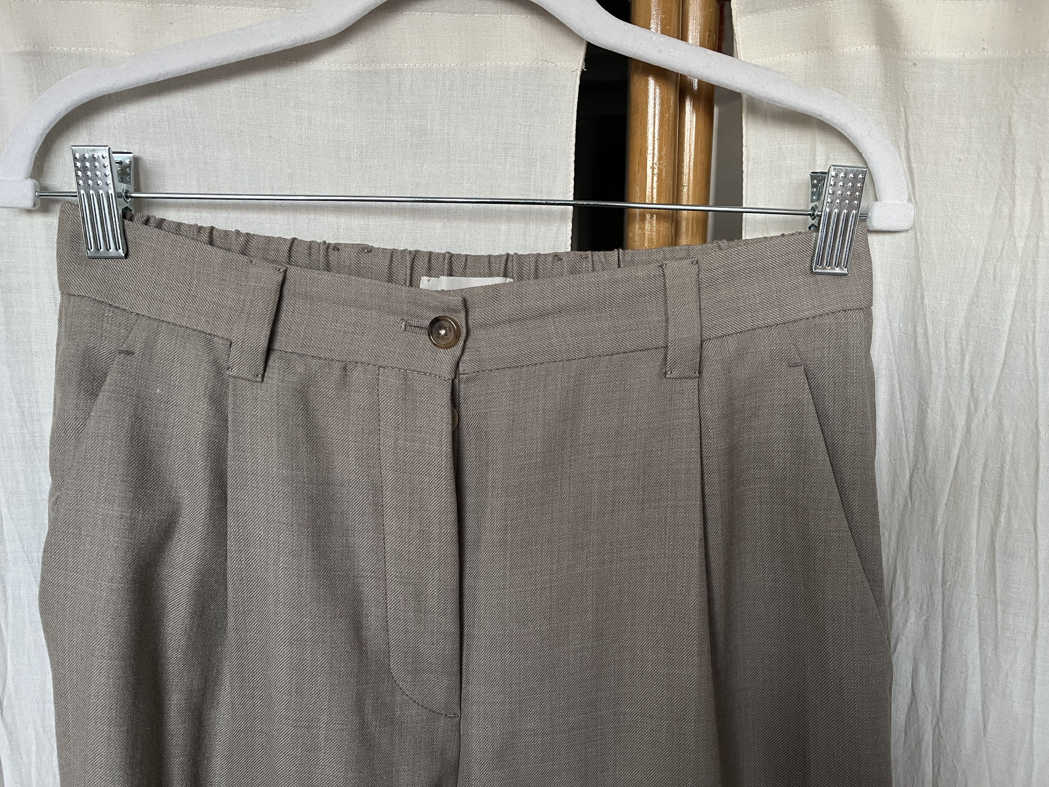 Miu Miu Miu Miu. Beige Wool Trousers. Medium/42 Size 28" / US 6 / IT 42 - 3 Thumbnail