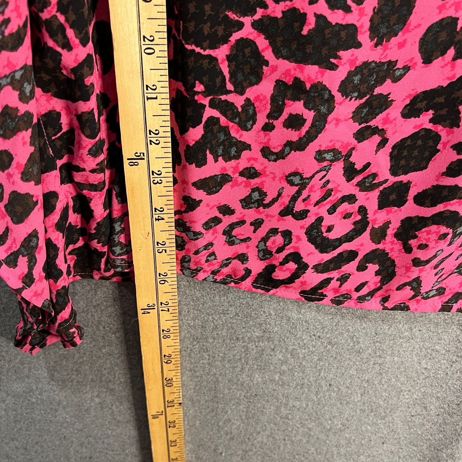 Other Quacker Factory Printed Caftan TOP Pink Animal, X-Small Size XS / US 0-2 / IT 36-38 - 6 Thumbnail