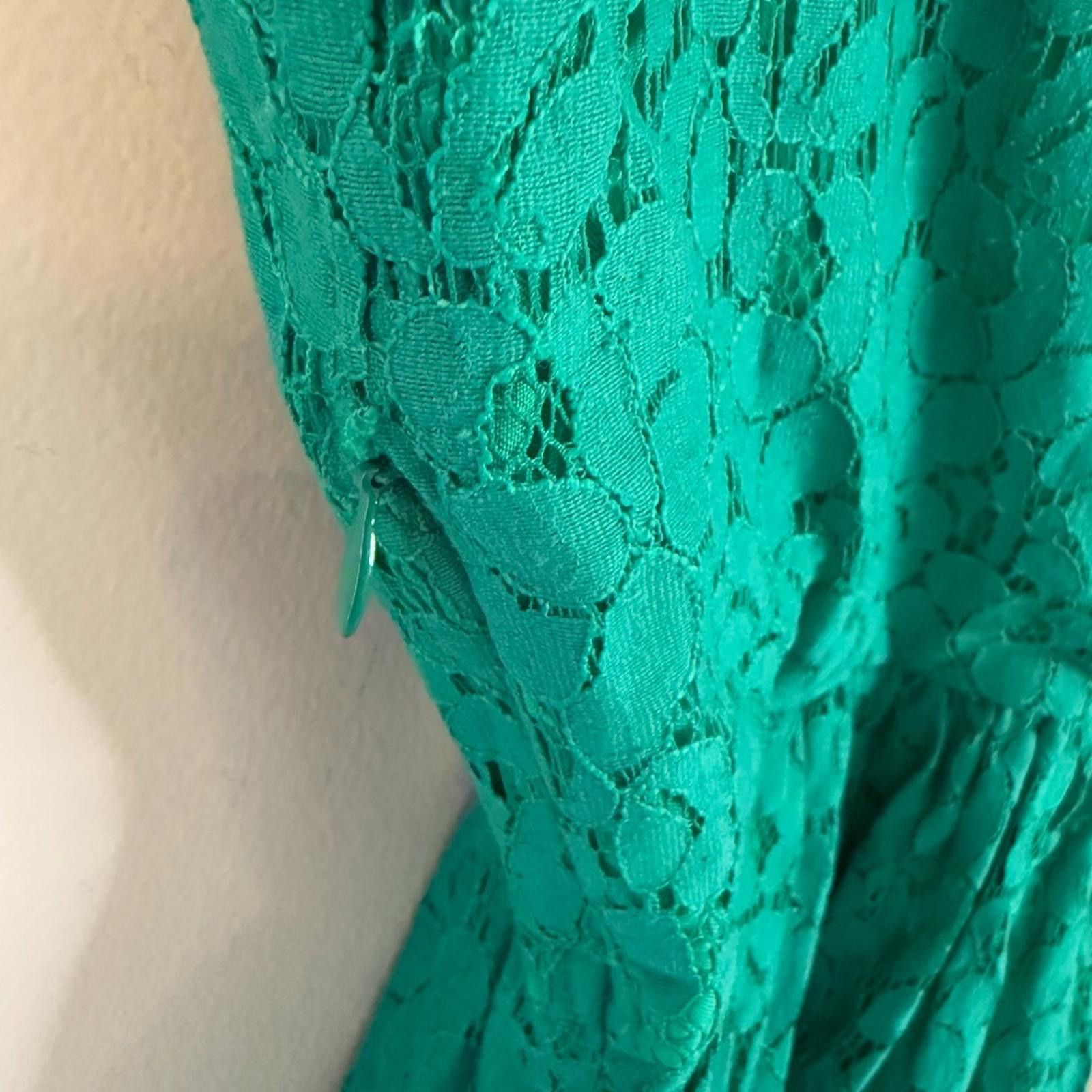 Other Aqua kelly green floral lace sleeveless mini dress Size XS Size XS / US 0-2 / IT 36-38 - 3 Thumbnail