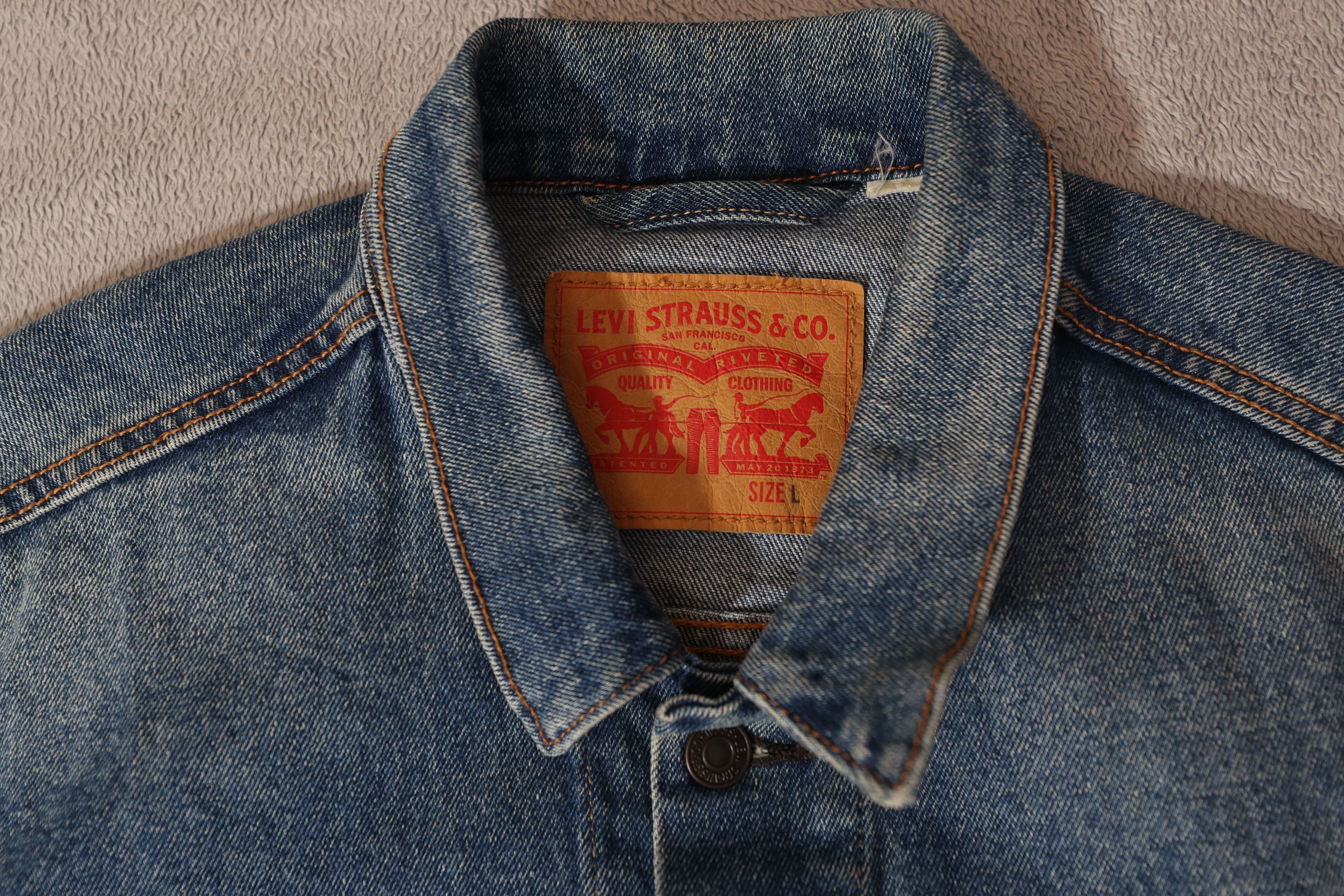 Levi's Levis Trucker Denim Jacket (L) Size US L / EU 52-54 / 3 - 10 Thumbnail