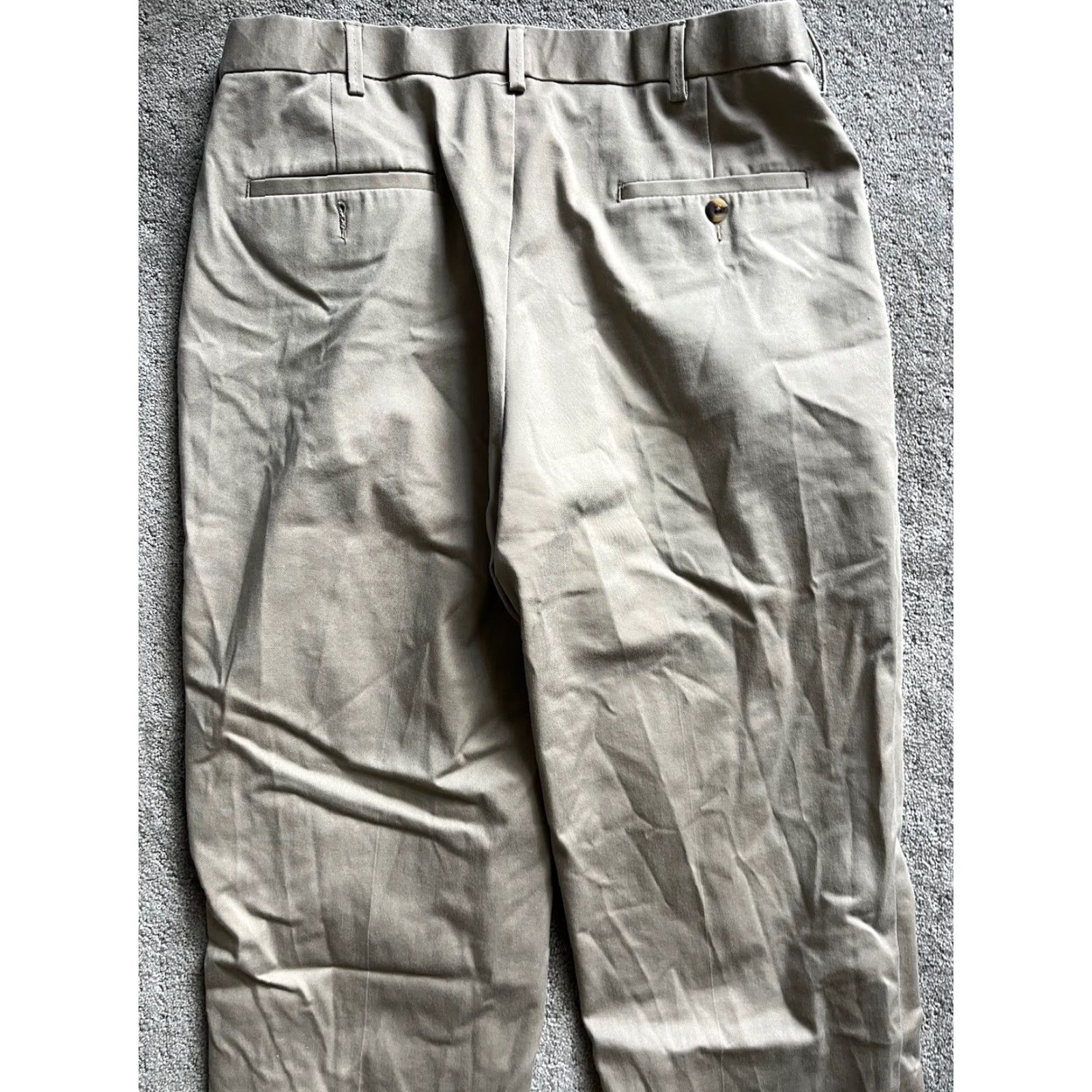 Haggar HAGGAR Pants Mens 34x34 Beige Pleated Premium Classic Fit Adult Regular 34" Inseam Dress Pants Mens Clothing Beige 34 Inseam 34 Men’s Size US 34 / EU 50 - 4 Thumbnail