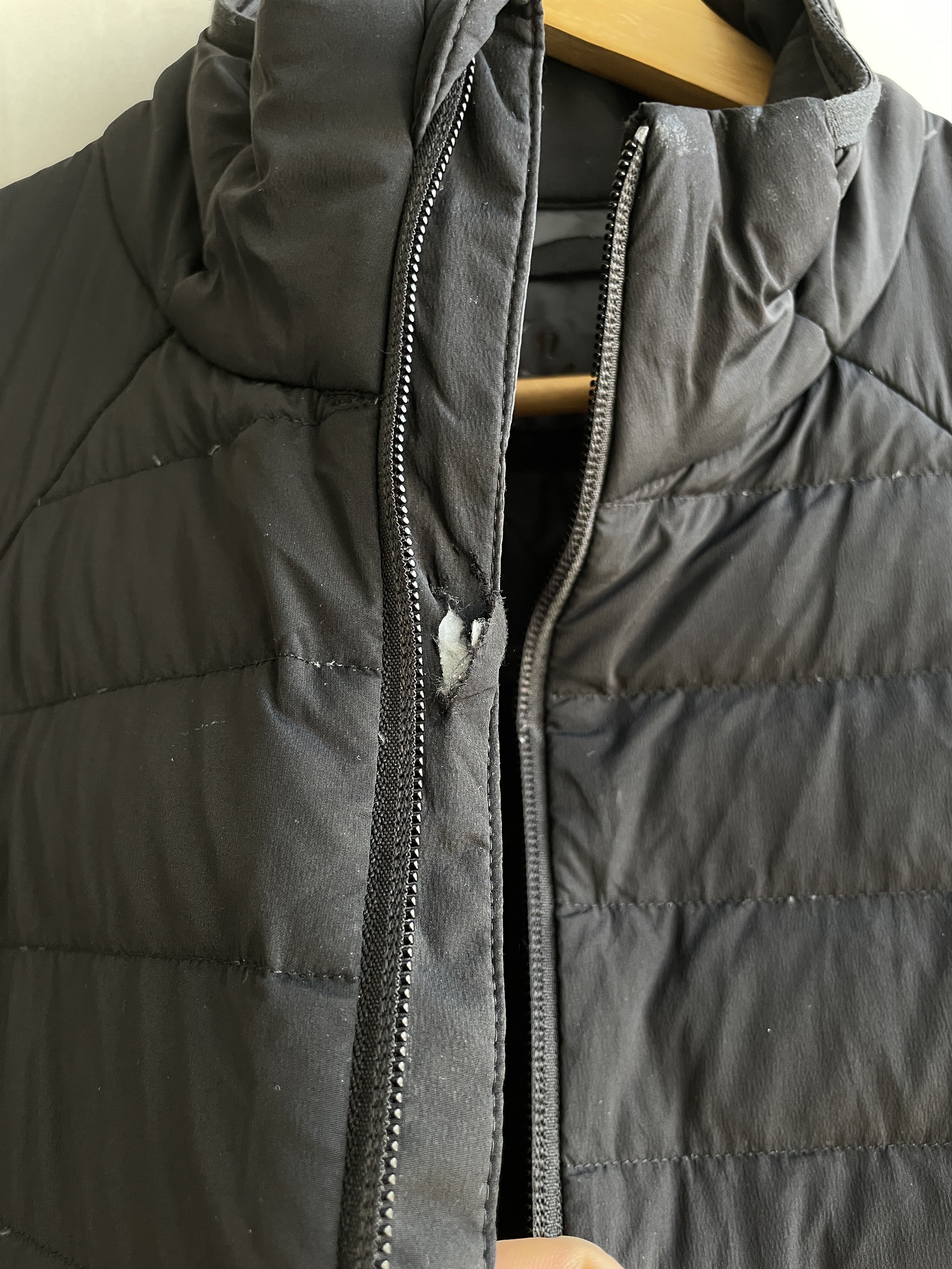 Lululemon Lululemon Down For It All Mens Black Vest Size XL Size US XL / EU 56 / 4 - 6 Thumbnail