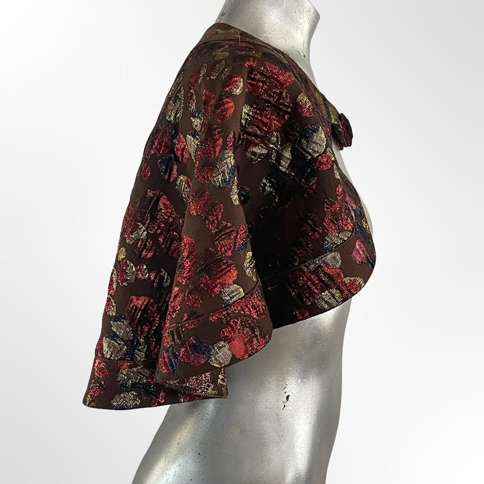 NBDN Nobrandedon Elegant Floral Patterned Shoulder Cape Size M / US 6-8 / IT 42-44 - 2 Thumbnail