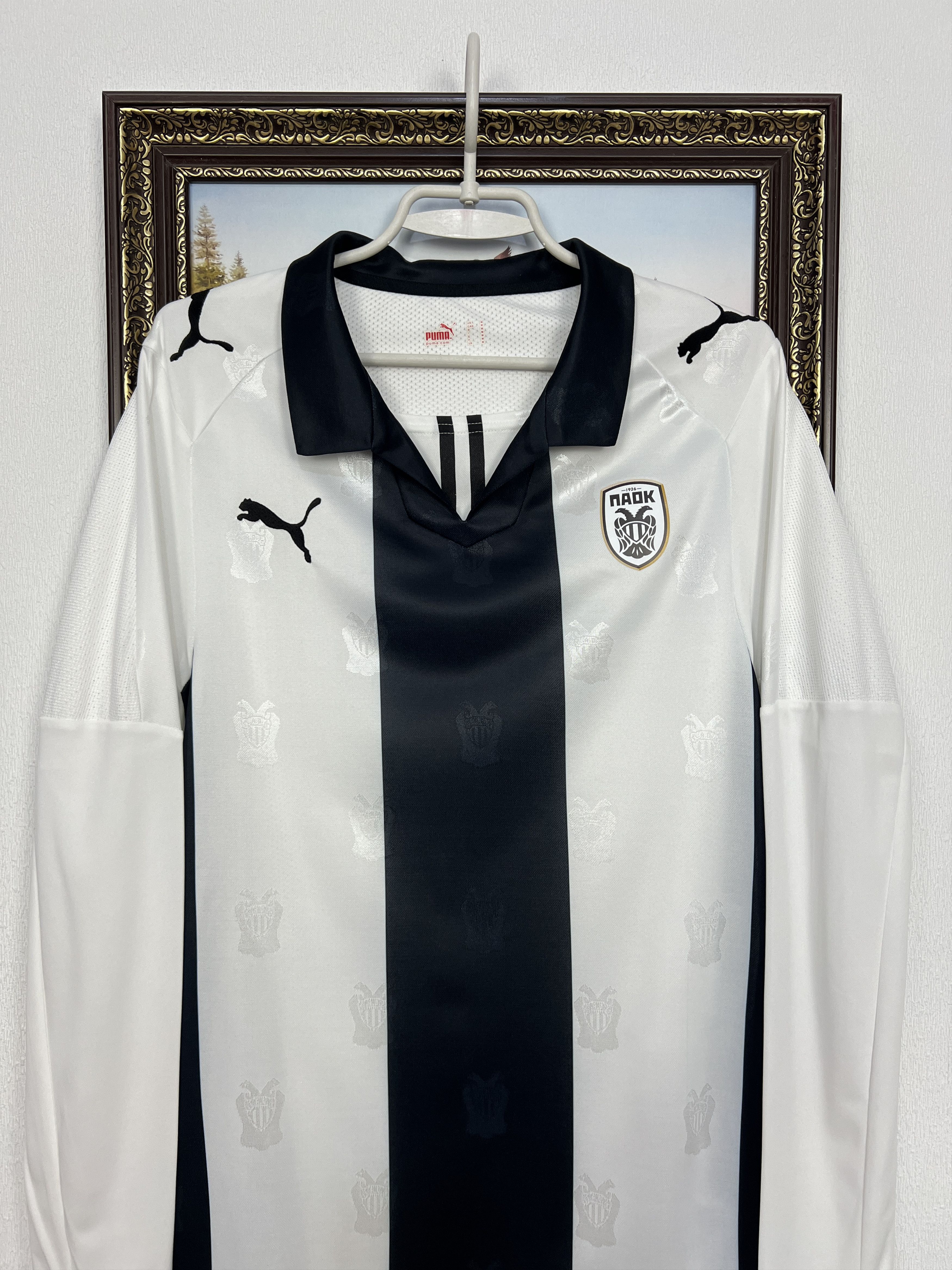 Puma PAOK FC Home football shirt 2010 Soccer Puma Jersey Size US M / EU 48-50 / 2 - 2 Thumbnail