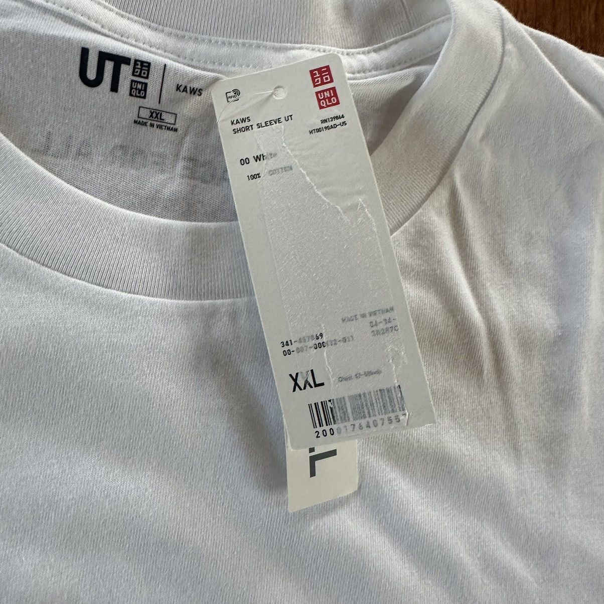 Kaws Kaws x Uniqlo “Peace for All” Shirt Size US XXL / EU 58 / 5 - 4 Thumbnail