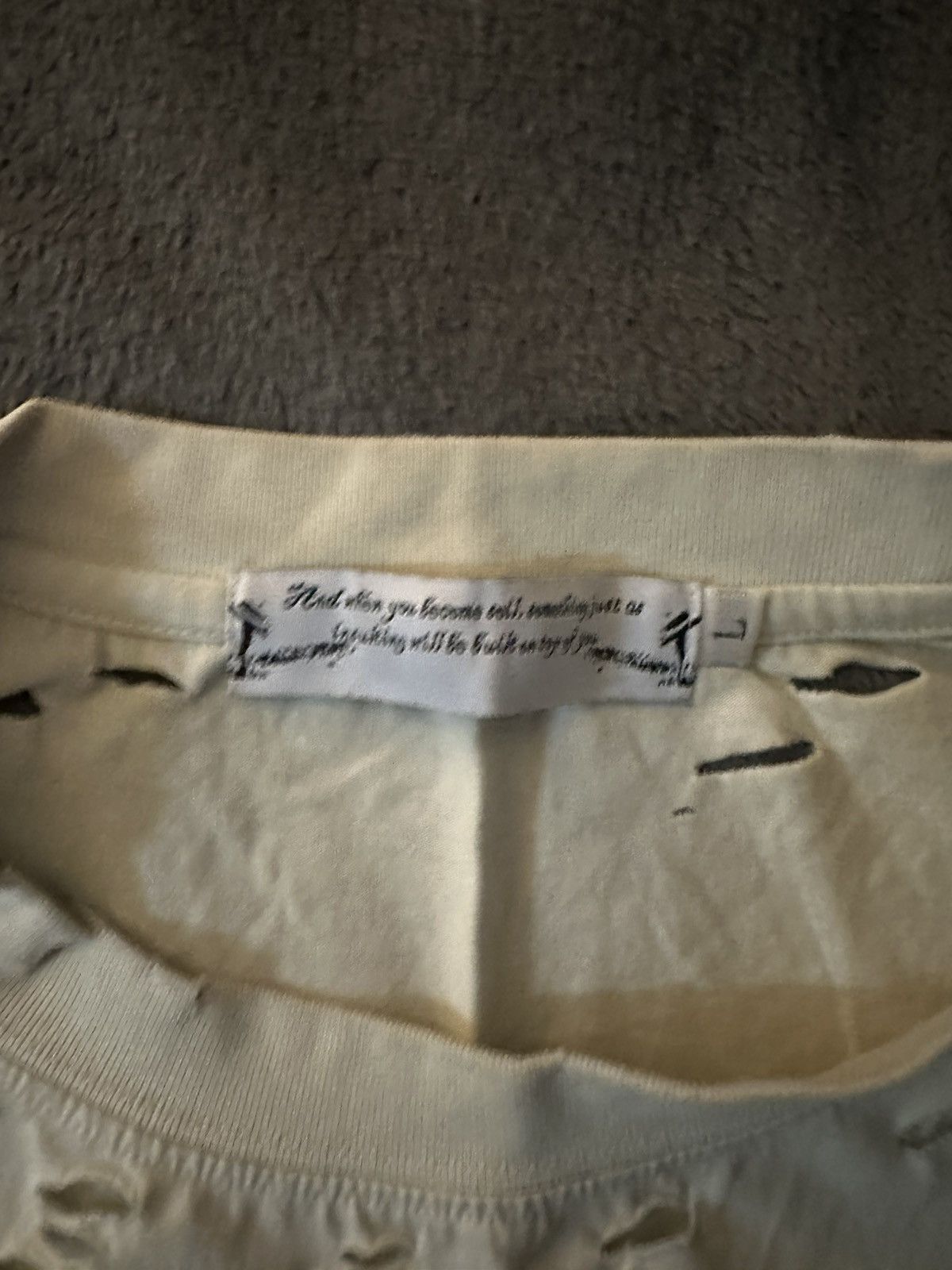 SYNICAL Wisdumb creme tee Size US M / EU 48-50 / 2 - 3 Thumbnail