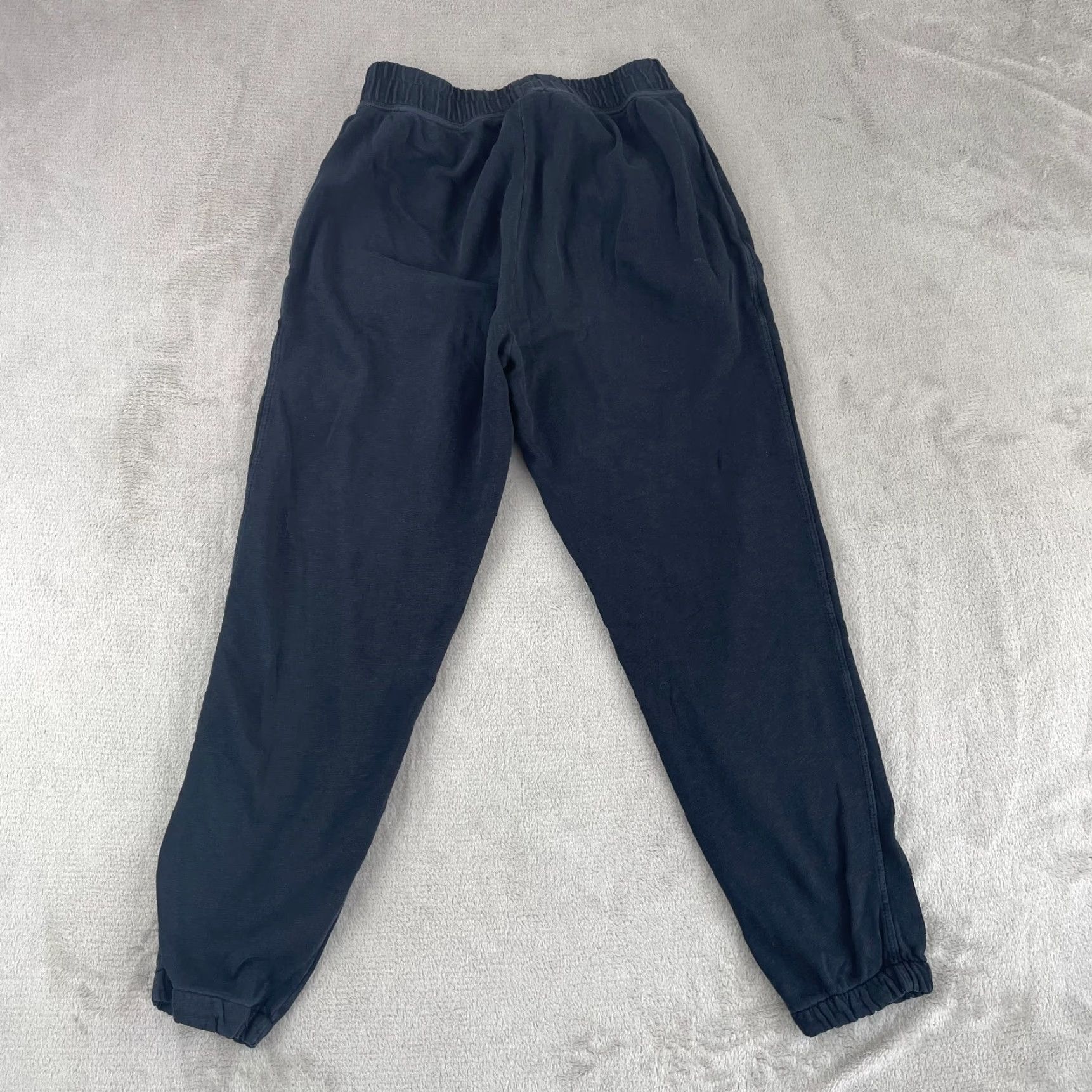 James Perse James Perse Sweatpants Women S Black Solid Pull-On Drawstring 100% Cotton Joggers Sweatpants Women S Black Solid Vintage? No. Size 28" / US 6 / IT 42 - 7 Thumbnail