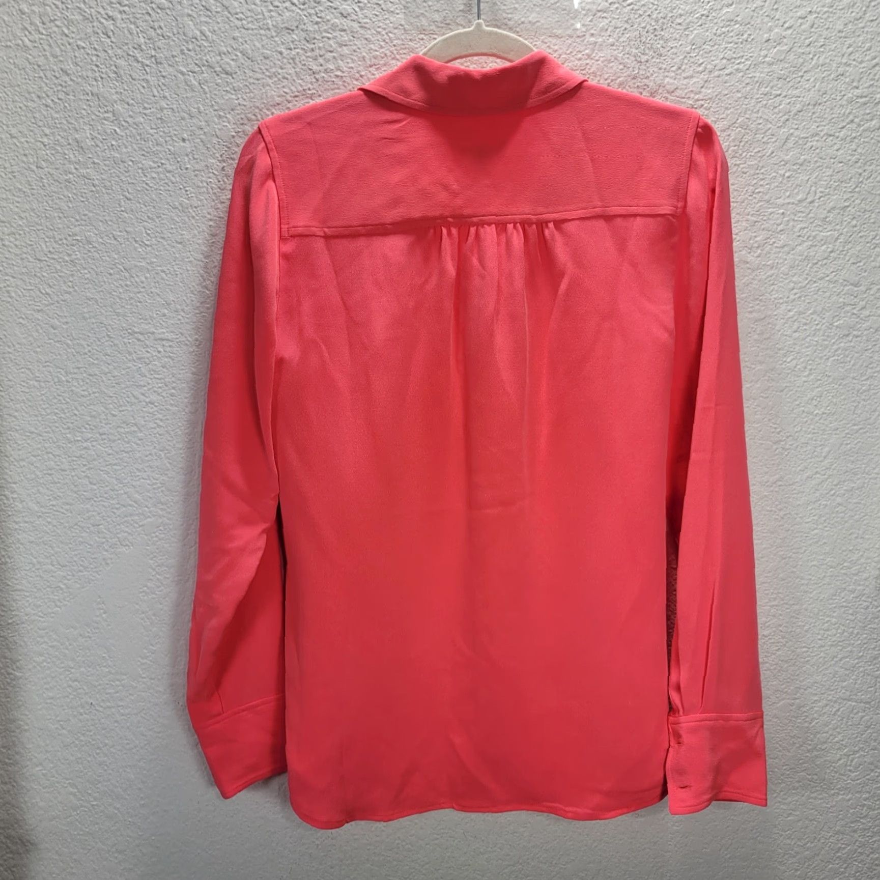 J.Crew J.CREW Blouse Silk Pink 100% Silk Long Sleeve Sz 6 Collared Button Front Womens Size M / US 6-8 / IT 42-44 - 3 Thumbnail