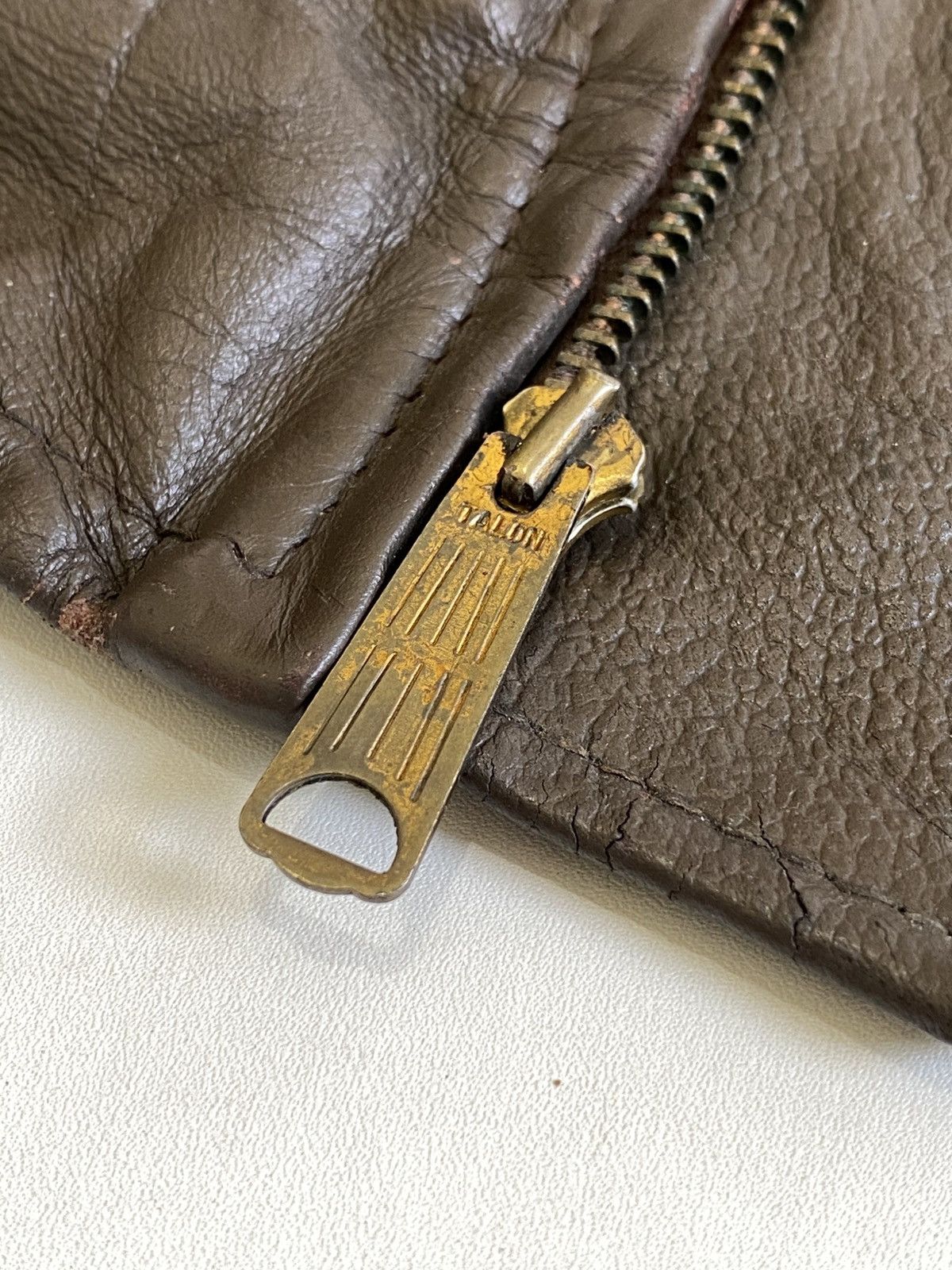 Schott Vtg 60s Schott NYC G-1 Flight Jacket Cowhide Leather 🇺🇸 Size US L / EU 52-54 / 3 - 7 Thumbnail