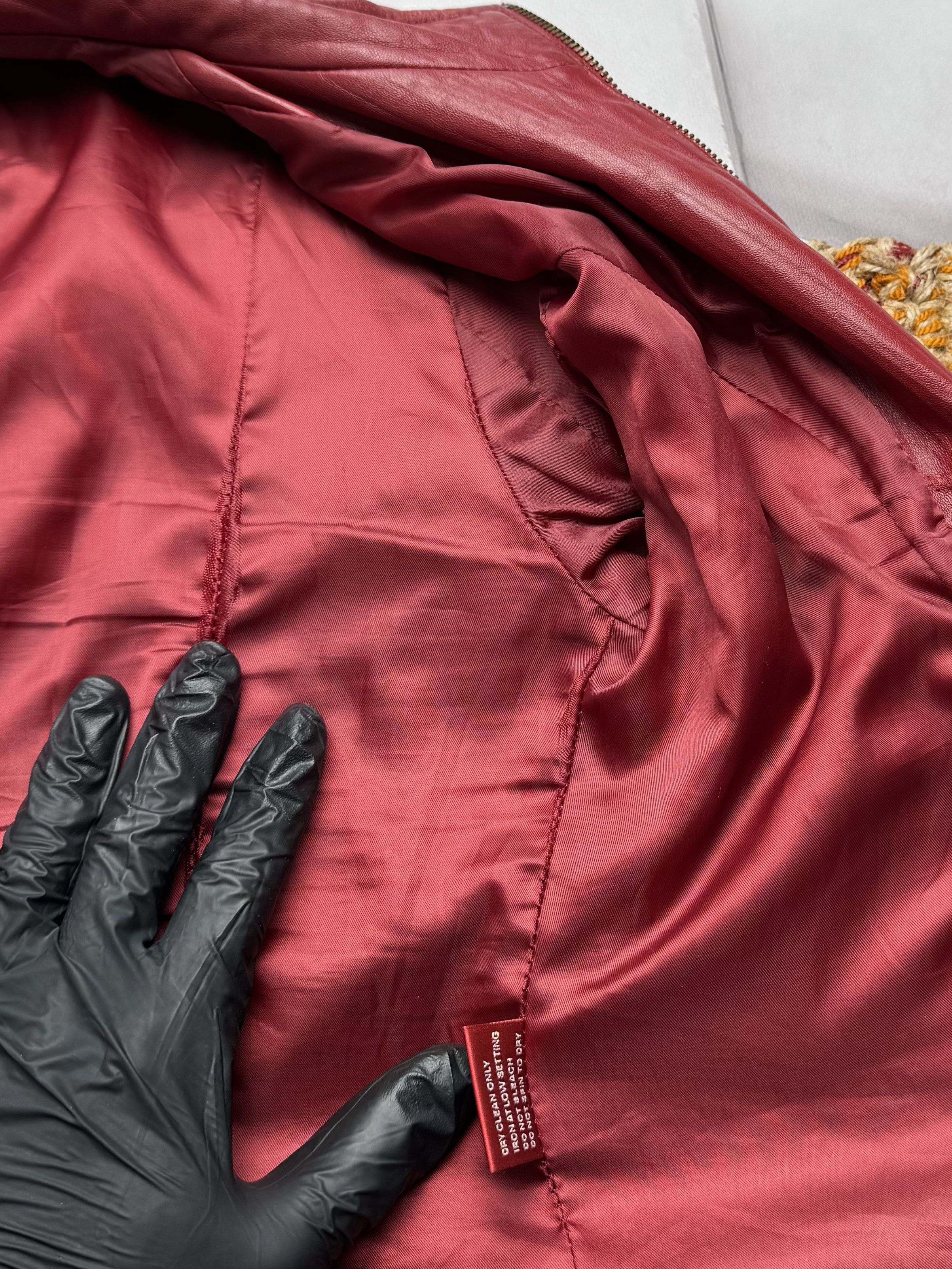 Vintage Vintage Red Leather Jacket Zip Up Fitted Y2K Style (E4) Size S / US 4 / IT 40 - 12 Thumbnail