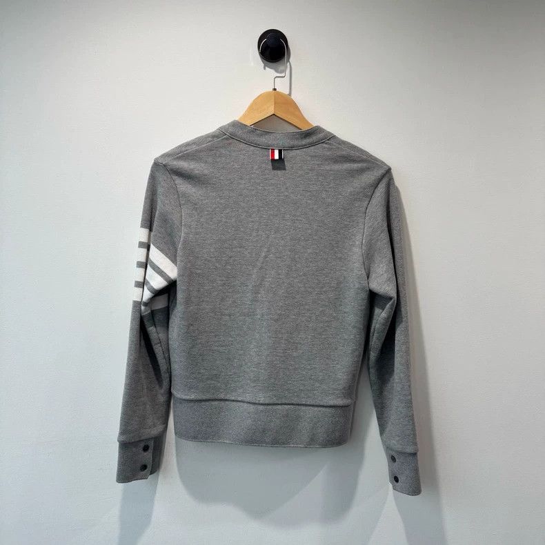 Thom Browne Thom Browne Classic four stripe knit cardigan Size XS / US 0-2 / IT 36-38 - 4 Thumbnail