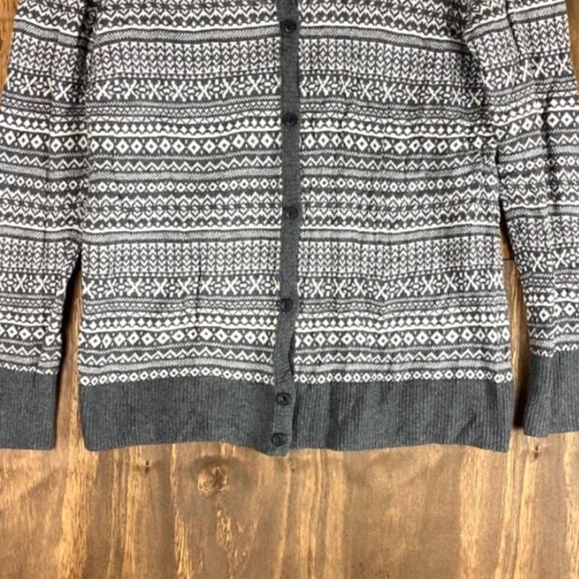 Vintage VINTAGE L.L. Bean Womens Cardigan Gray White Fair Isle Button Front Cashmere XS Sweater Size XS / US 0-2 / IT 36-38 - 3 Thumbnail