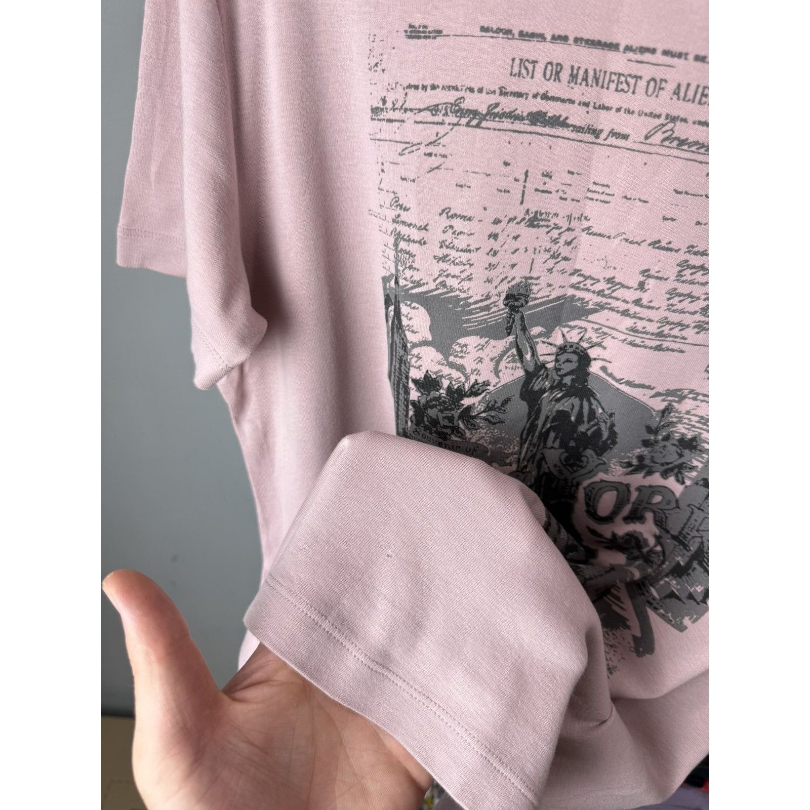 Hugo Boss 00’s Vintage Hugo Boss New York T Shirt Statue Of Liberty Size US XL / EU 56 / 4 - 3 Thumbnail
