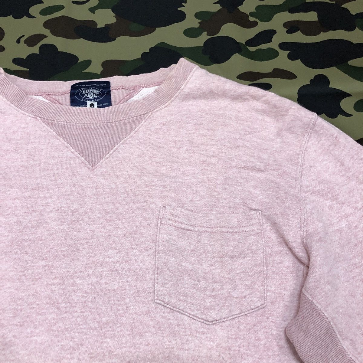 Bape Bape Single Pocket Plain Sweatshirt Size US M / EU 48-50 / 2 - 2 Thumbnail