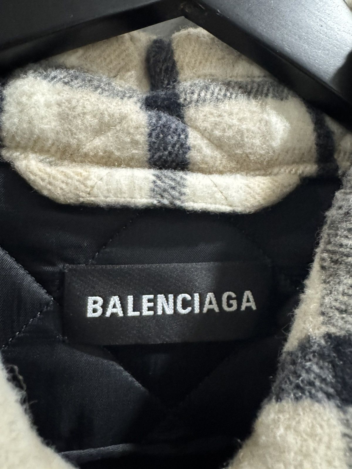 Balenciaga Balenciaga Padded Flannel Jacket Demna Era Size US XL / EU 56 / 4 - 2 Thumbnail