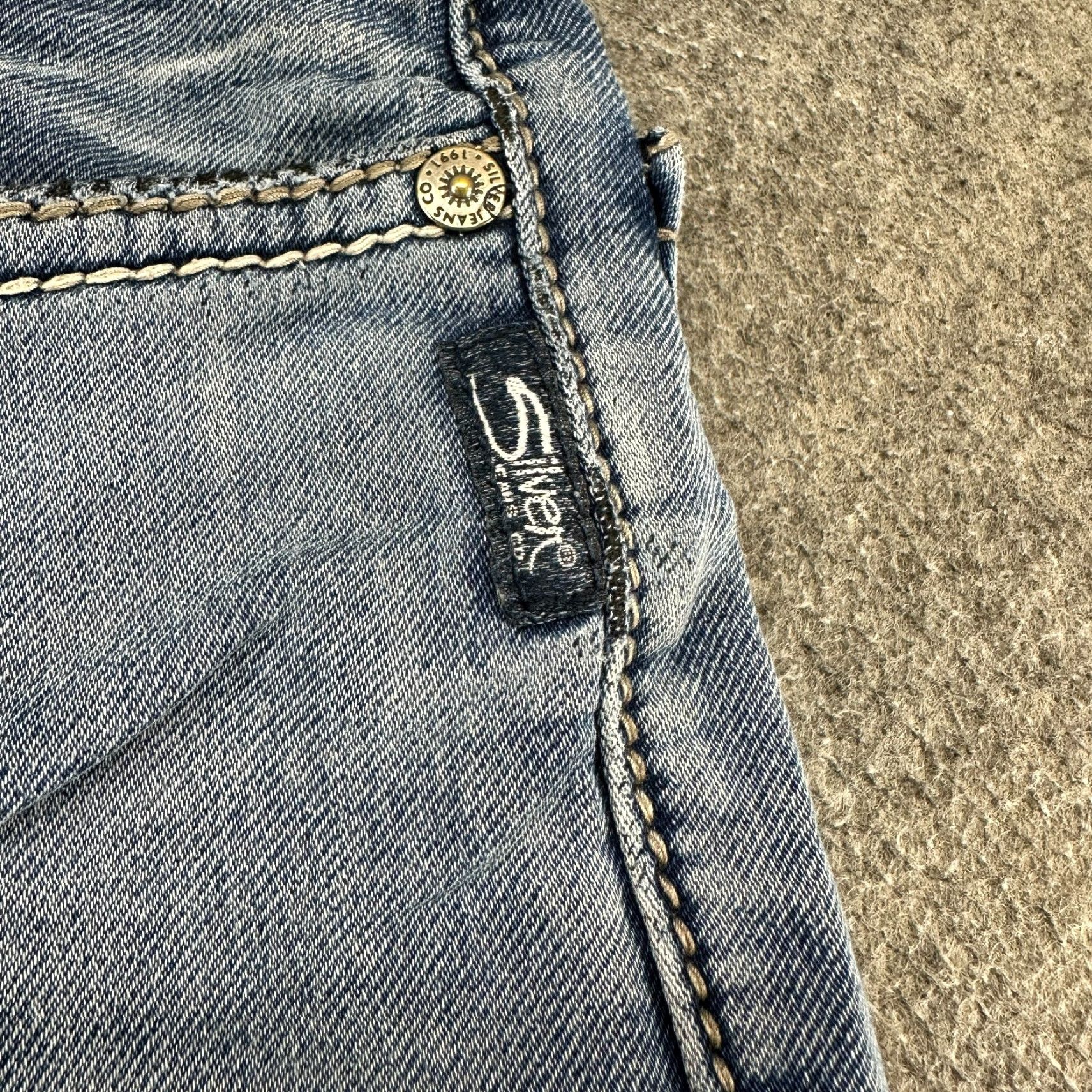 Silver Jeans Co. Silver Jeans Mens 30x32 Jeans Blue Regular Straight Distressed 5-Pocket Denim Cotton Polyester Size US 30 / EU 46 - 6 Thumbnail