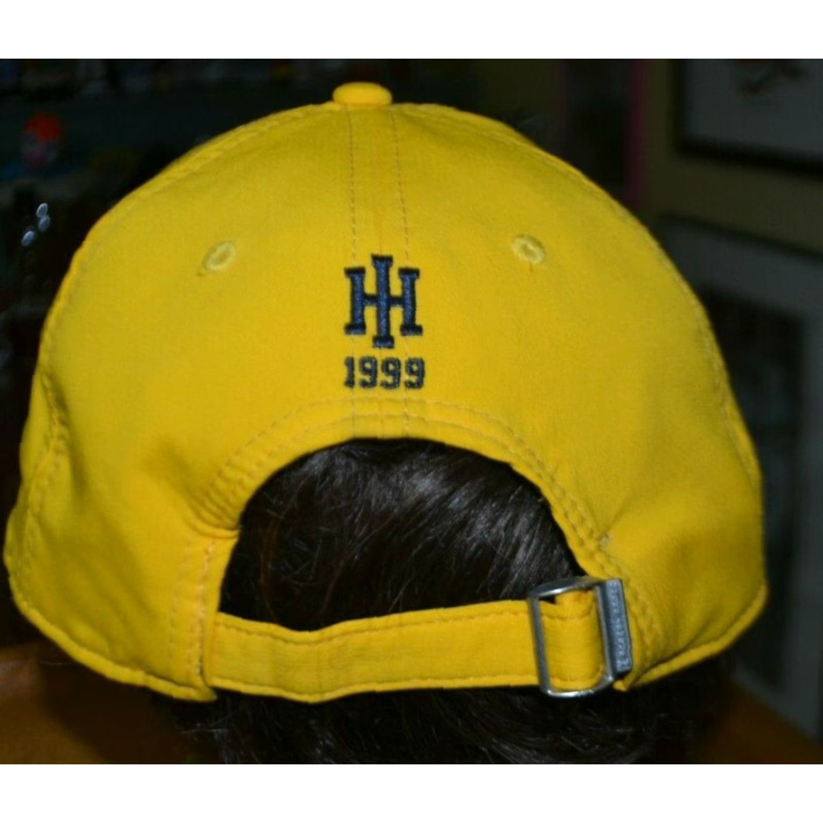 Under Armour VINTAGE Island Hills Golf Hat Under Armour Ball Cap Adjustable Strapback Men Yellow Golf Cap Size ONE SIZE - 3 Thumbnail