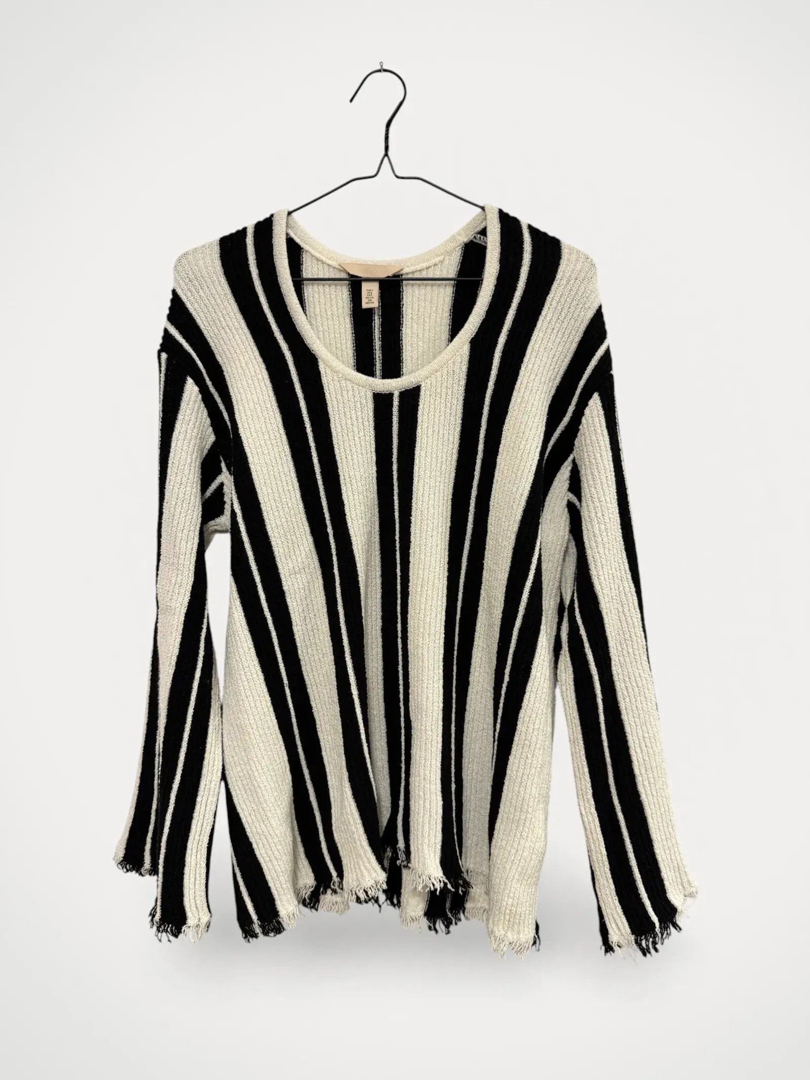 H&M H&M Sweater Size S / US 4 / IT 40 - 1 Thumbnail
