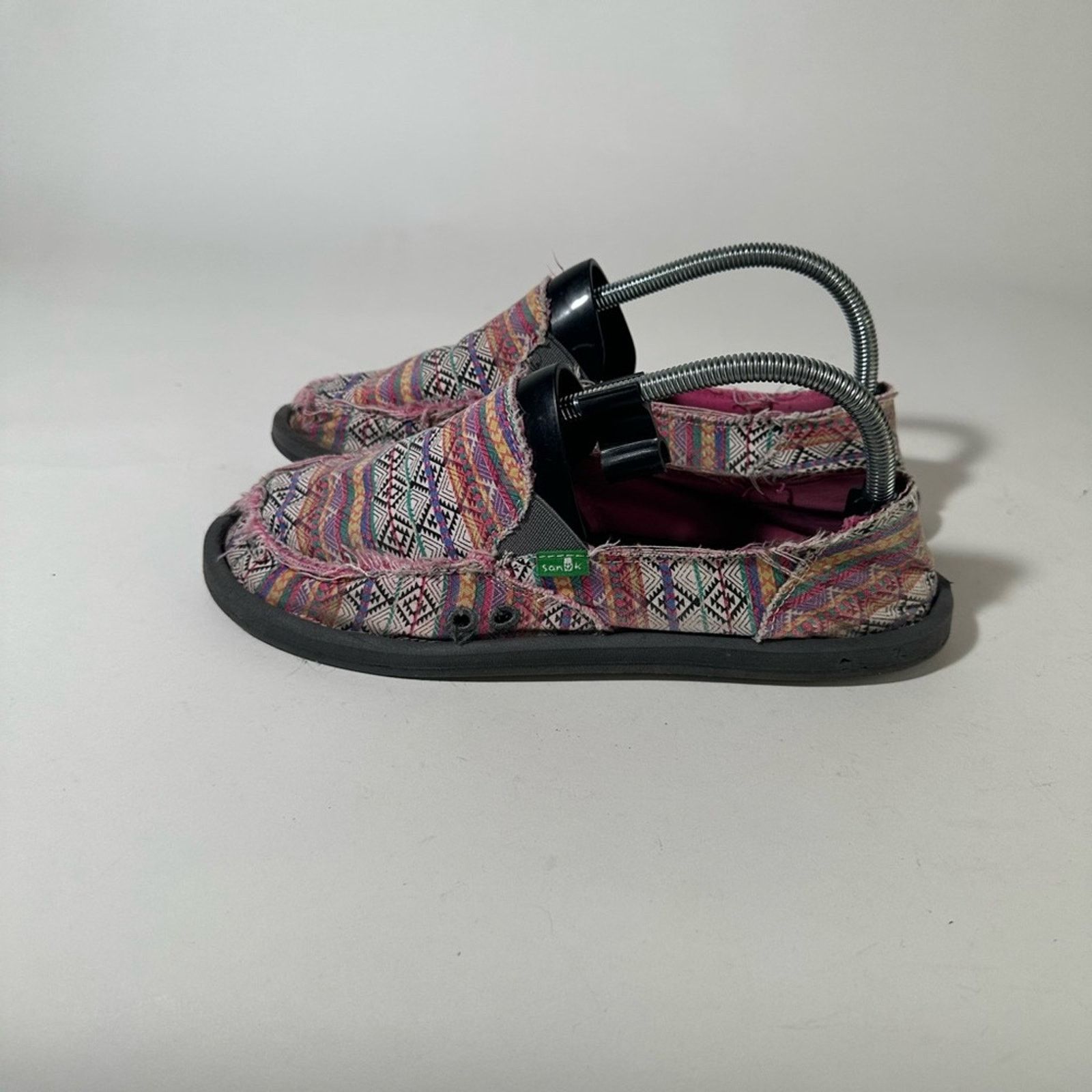Sanuk Sanuk Donna Tribal Magenta Geometric Slip-On Shoes Size US 10 / EU 43 - 8 Thumbnail
