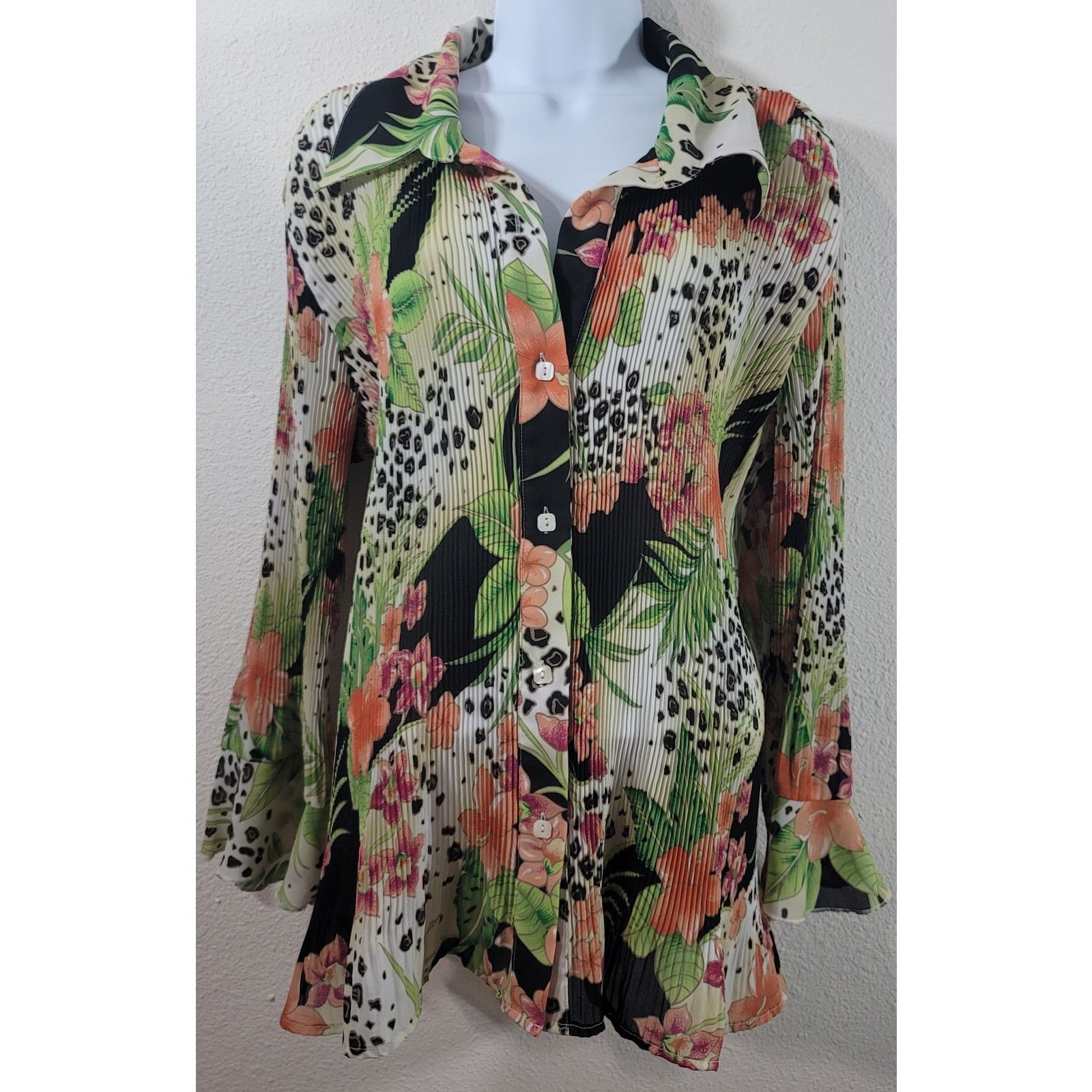 Other Cato Woman Black Orange Floral Accordion Pleats Top 14 16 Size XL / US 12-14 / IT 48-50 - 1 Thumbnail