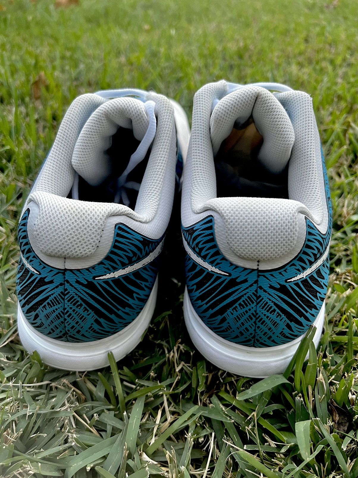 Nike RARE Nike Zoom Vapor Tour 9.5 size 14 Cali Murals Tennis Size US 14 / EU 47 - 8 Thumbnail