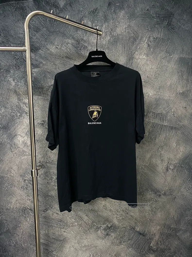 Balenciaga Balenciaga Car Logo Print Short Sleeve T-Shirt Size US S / EU 44-46 / 1 - 1 Thumbnail