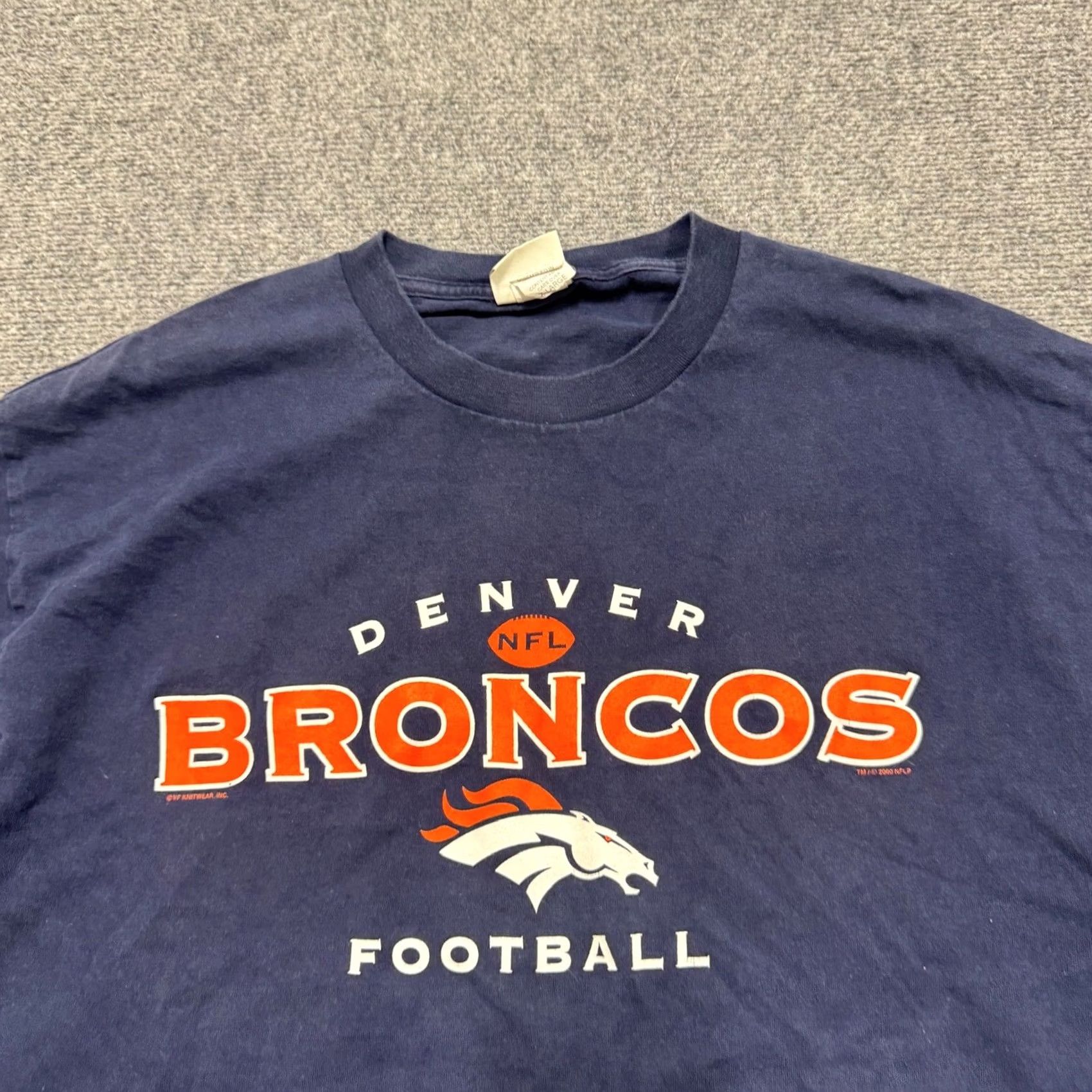 LeSportsac VINTAGE Lee Sports NFL T-Shirt Men XL 2000s Broncos 100% Cotton Blue Shirt Mens XL Brown? Size US XL / EU 56 / 4 - 6 Thumbnail
