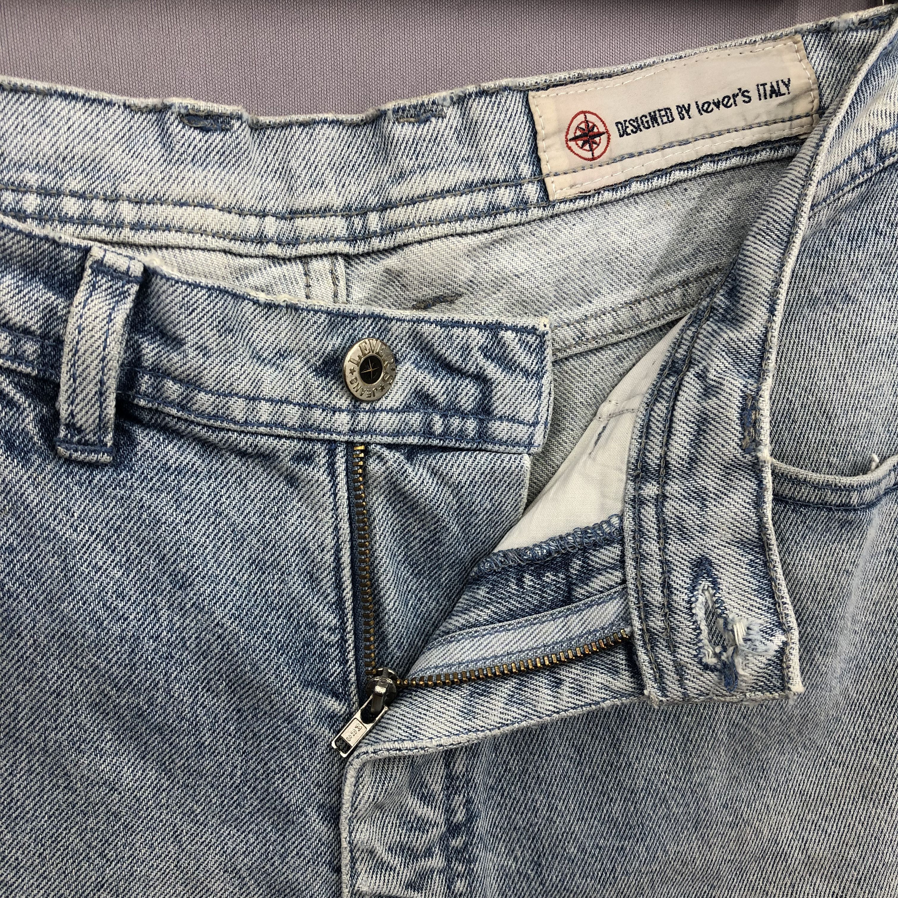 Japanese Brand Vintage Lever's Italy Jeans Light Wash Faded Denim Pants Size US 32 / EU 48 - 5 Thumbnail