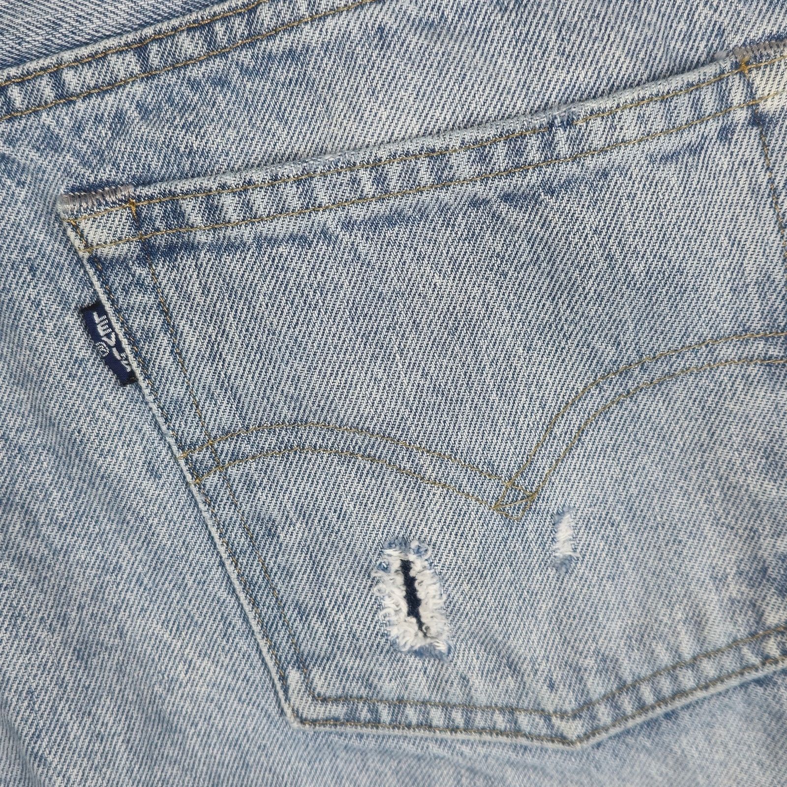 Levi's Levi's 501 Jeans 28x28 Button Fly Joe Cool Snoopy Patch Size US 28 / EU 44 - 13 Thumbnail