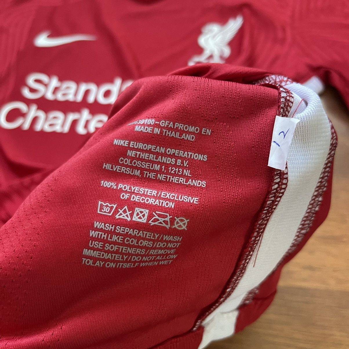 Nike × Vintage LIVERPOOL NIKE VAPORKNIT 2020/2021 FOOTBALL JERSEY #11 SALAH Size US M / EU 48-50 / 2 - 13 Thumbnail