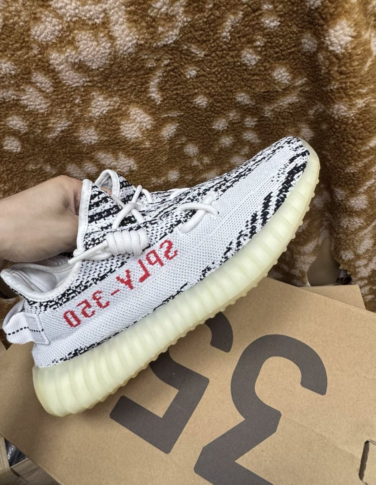 Adidas Adidas Yeezy 350 Zebra CP9654 K37 Size US 7 / EU 40 - 4 Thumbnail