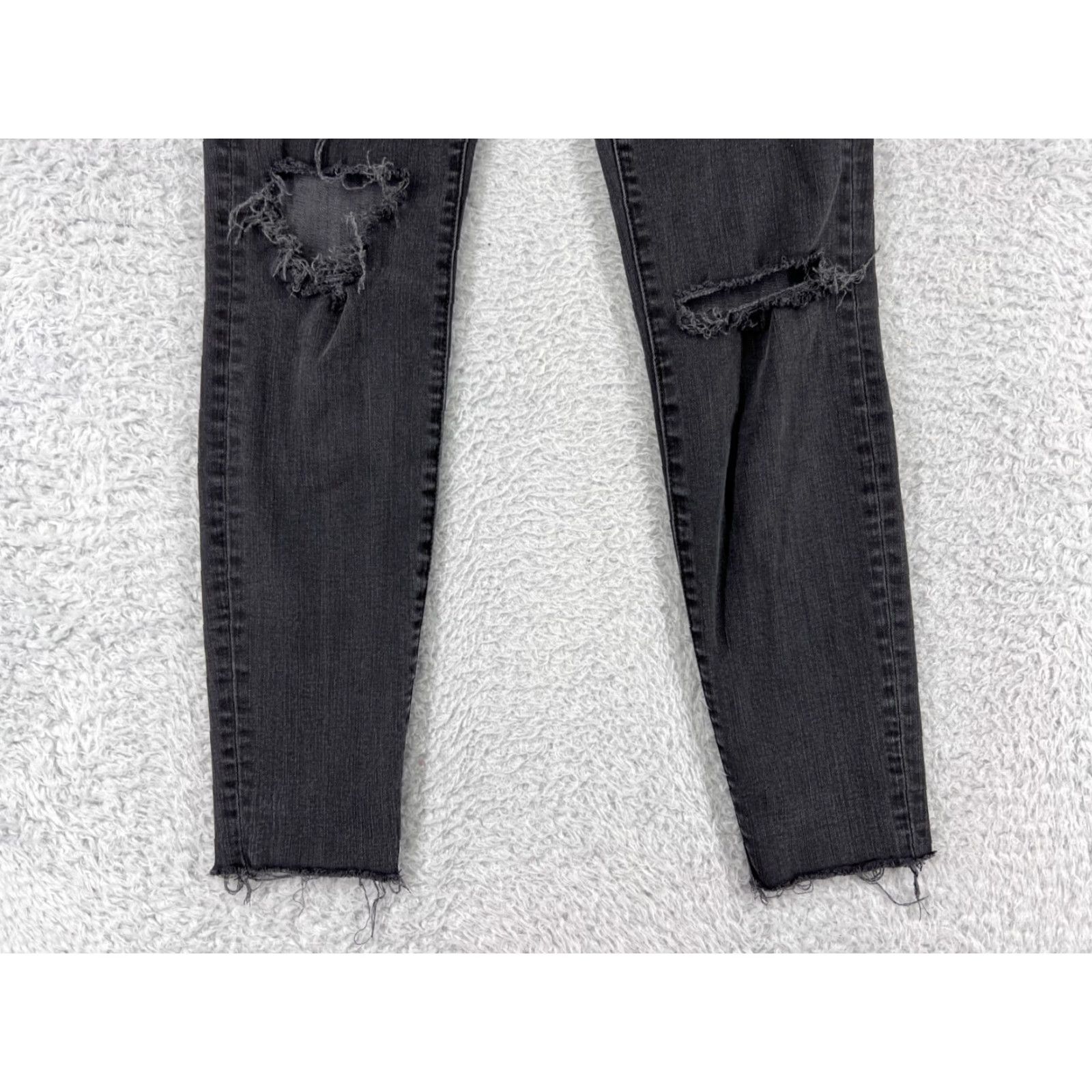 Madewell Madewell Jeans Denim High Rise Skinny Black 26 Womens Distressed 5-Pocket Inseam 27 Cotton Blend Size 26" / US 2 / IT 38 - 6 Thumbnail