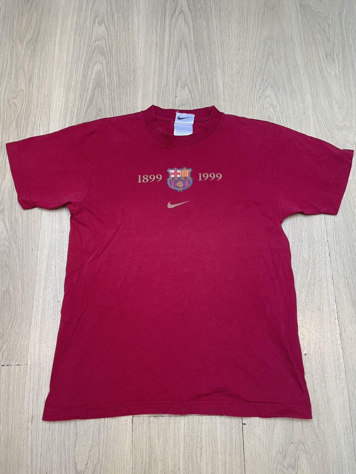 Nike Barcelona nike football vintage 1999 jersey Size US S / EU 44-46 / 1 - 1 Thumbnail