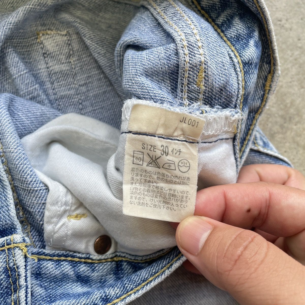 Levi's Vintage Levi’s 534 LightWash Faded Jeans Distressed Pants Size US 30 / EU 46 - 8 Thumbnail