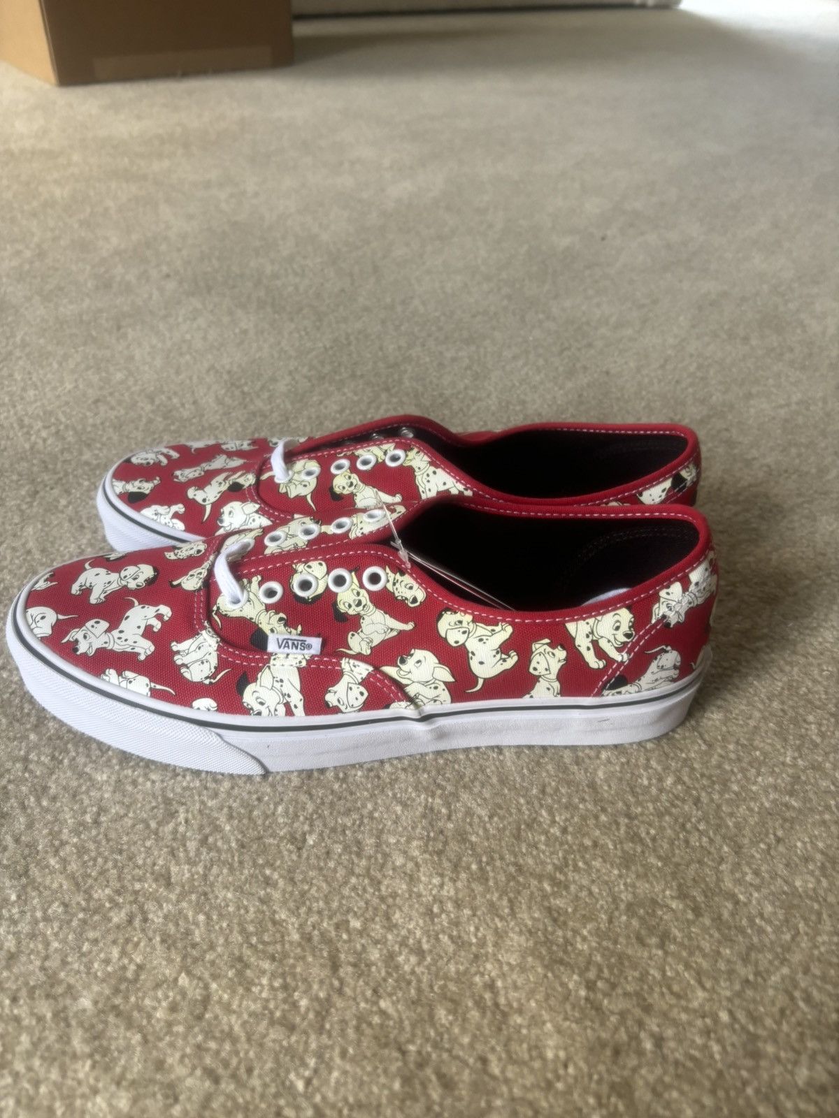 Disney × Vans Vans X Disney Authentic 101 Dalmatians Size US 11 / EU 44 - 3 Thumbnail