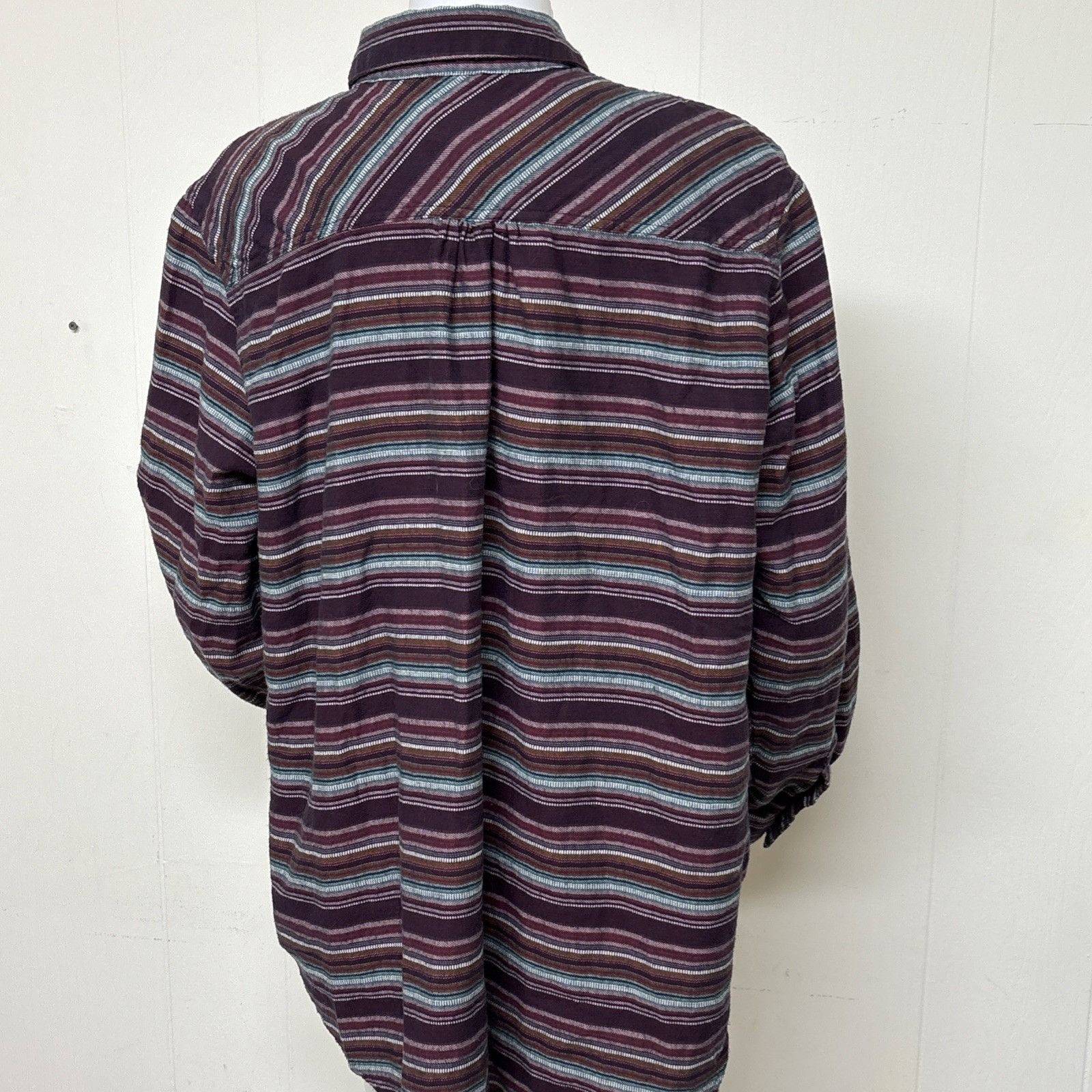 Ariat Ariat Billie Jean Western Shirt Womens XXL Aztec Stripe Burg Size XXL / US 16-18 / IT 52-54 - 4 Thumbnail