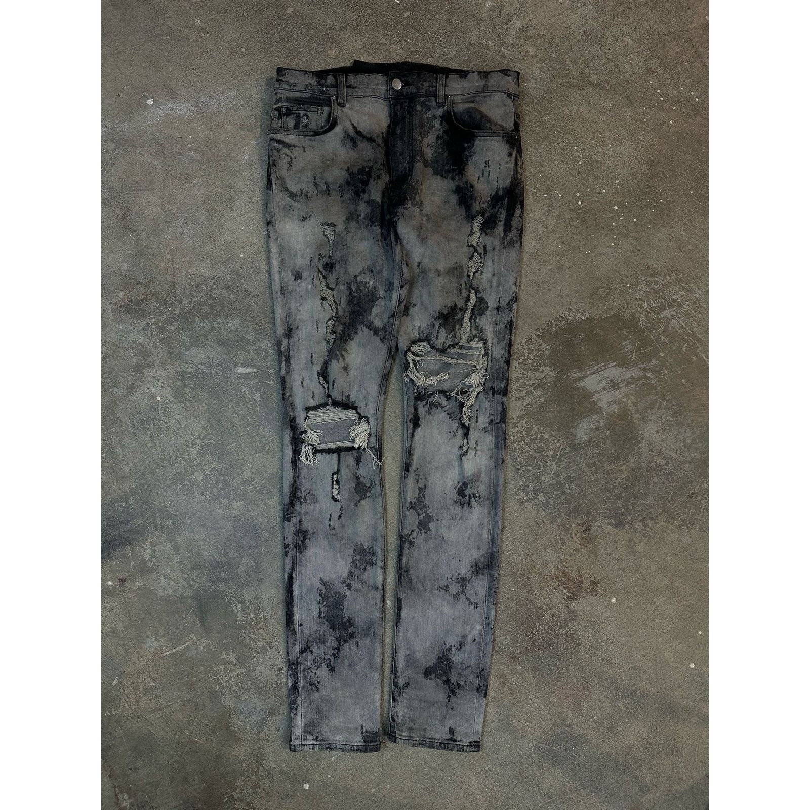 Amiri Amiri Thrasher Grey Bleach Used 34 Size US 34 / EU 50 - 1 Thumbnail