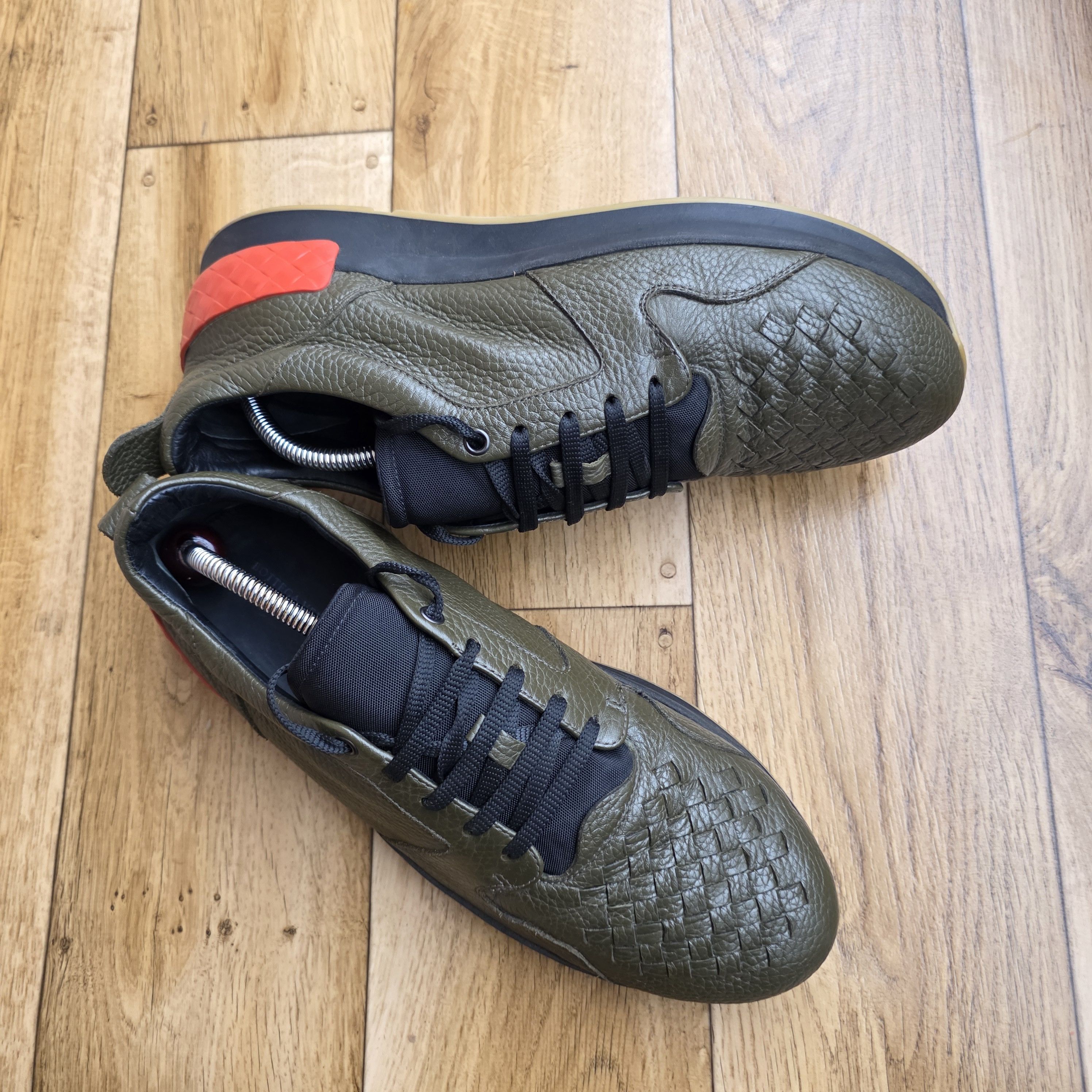 Bottega Veneta BOTTEGA VENETA LOW SNEAKERS Size US 12 / EU 45 - 9 Thumbnail
