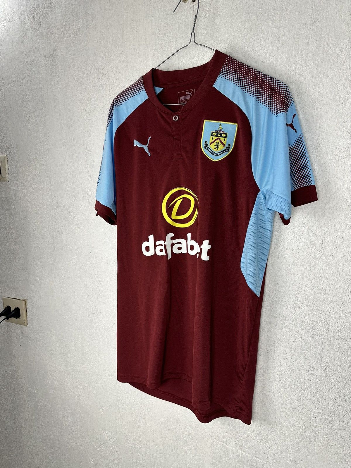 Puma Puma Burnley Football Club Home Soccer Jersey Size US M / EU 48-50 / 2 - 2 Thumbnail
