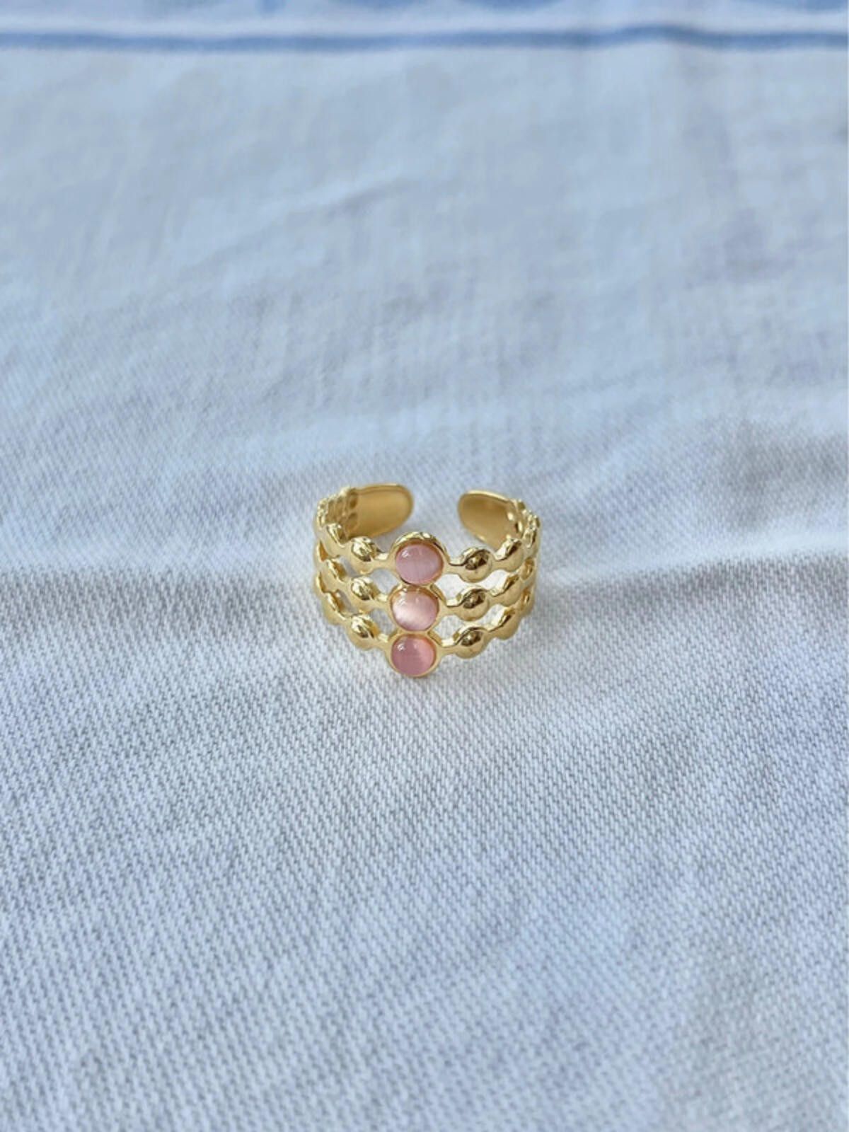 Other Gold plated pink round multi gemstone vintage style ring Size ONE SIZE - 1 Thumbnail