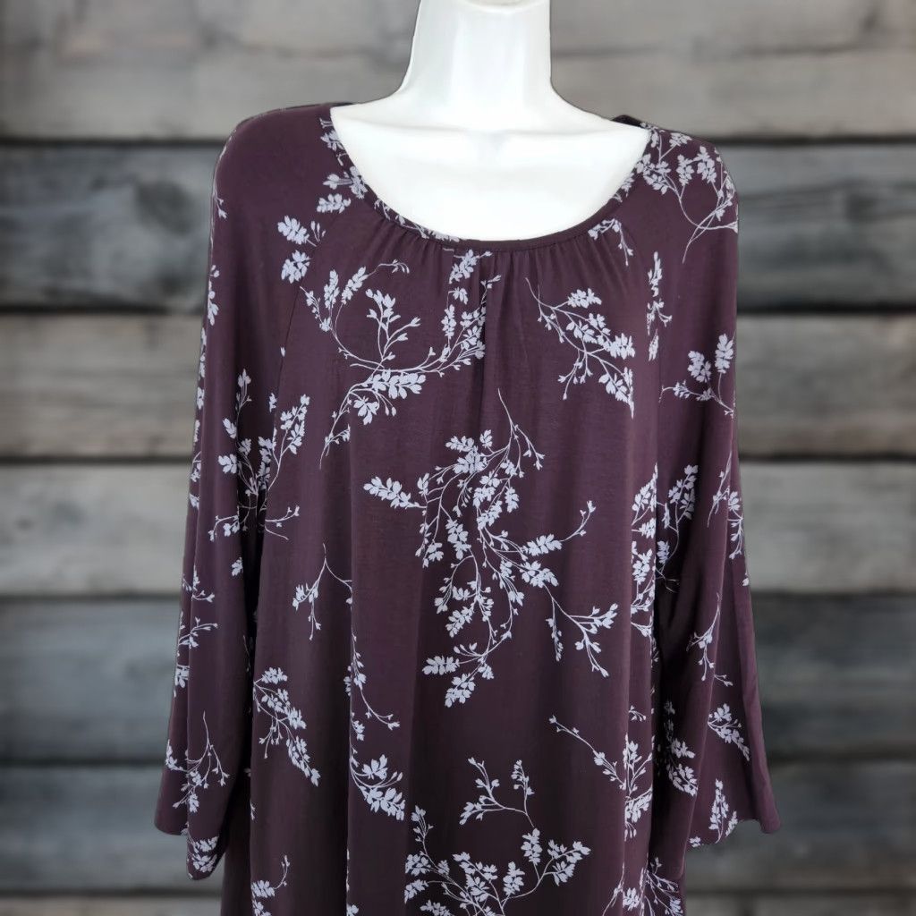J. Jill J Jill Wearever Collection Tunic Top Womens Blouse L Tall Purple Floral 3/4 Sleeve Scoop Neck Pullover Knit Rayon Spandex Size L / US 10 / IT 46 - 1 Thumbnail