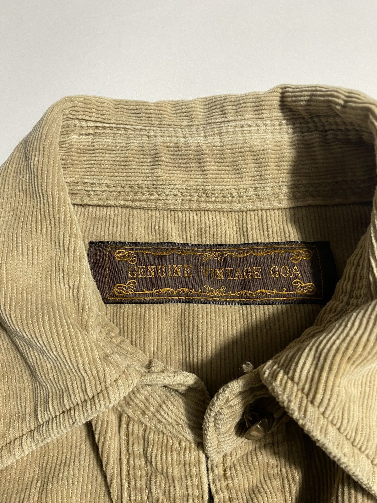 GOA GENUINE VINTAGE GOA CORDUROY DISTRESSED SNAP BUTTON L/S Size US S / EU 44-46 / 1 - 6 Thumbnail