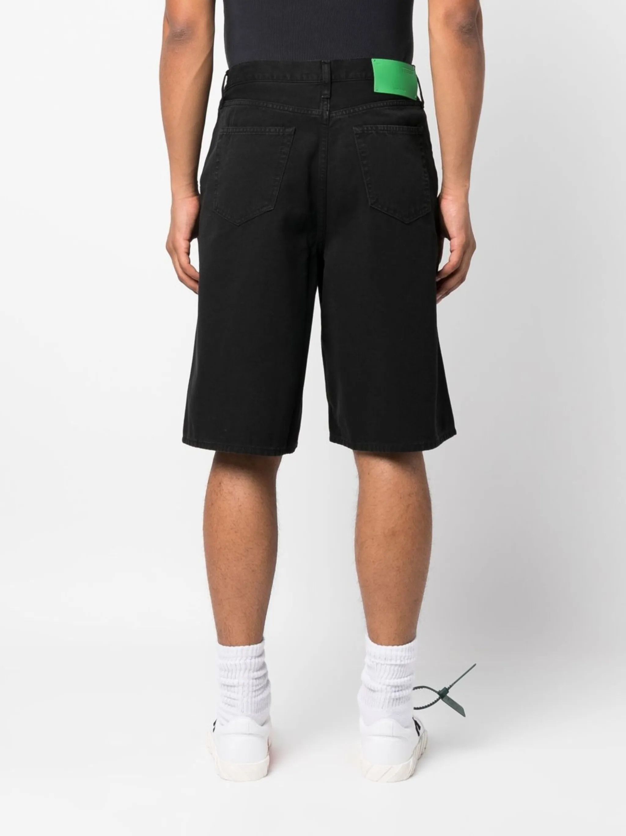 Off-White o1y0225 Logo Short in Black Size US 30 / EU 46 - 4 Thumbnail