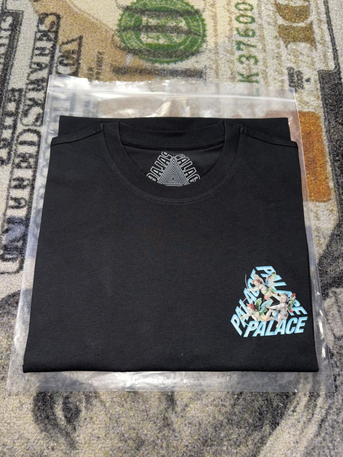 Palace Palace Cherub P3 T-Shirt Size US XXL / EU 58 / 5 - 1 Thumbnail